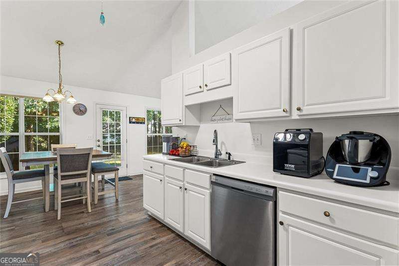 3325 Mill River Cove Property Photo 13