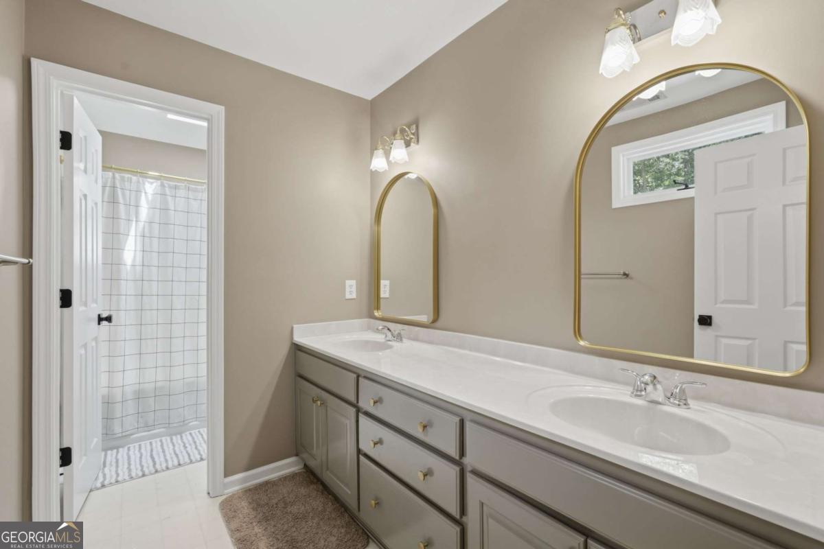 270 Ridgeway Road Property Photo 36