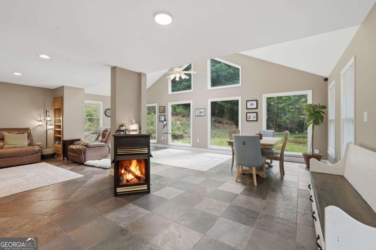 270 Ridgeway Road Property Photo 40