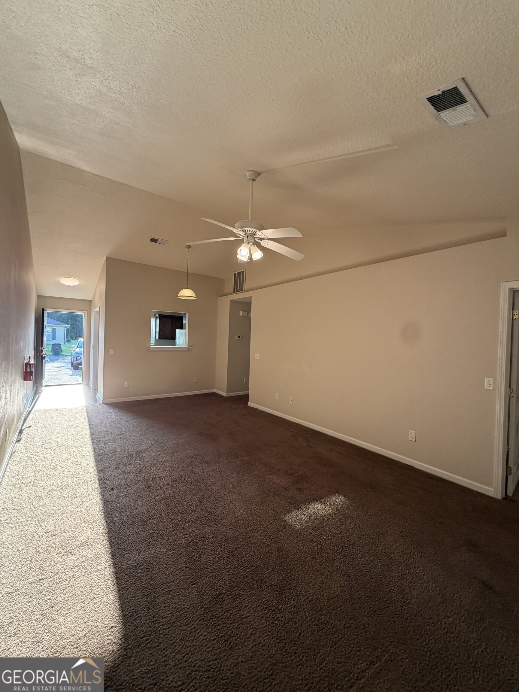 410 E Lawnwood Court Property Photo 9