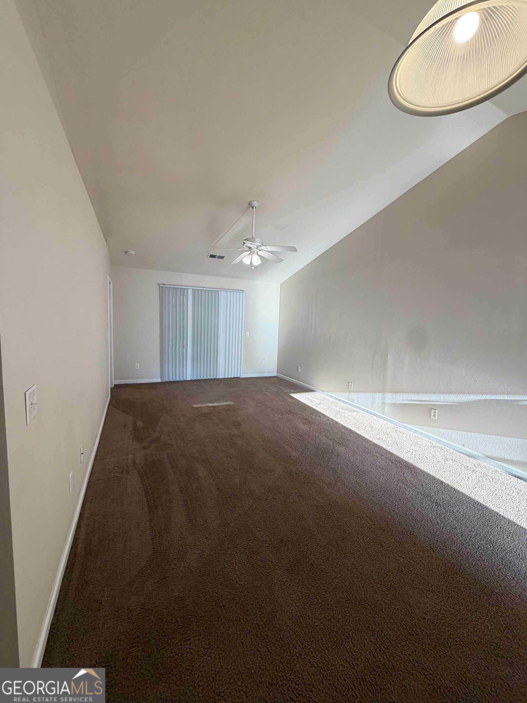 410 E Lawnwood Court Property Photo 12