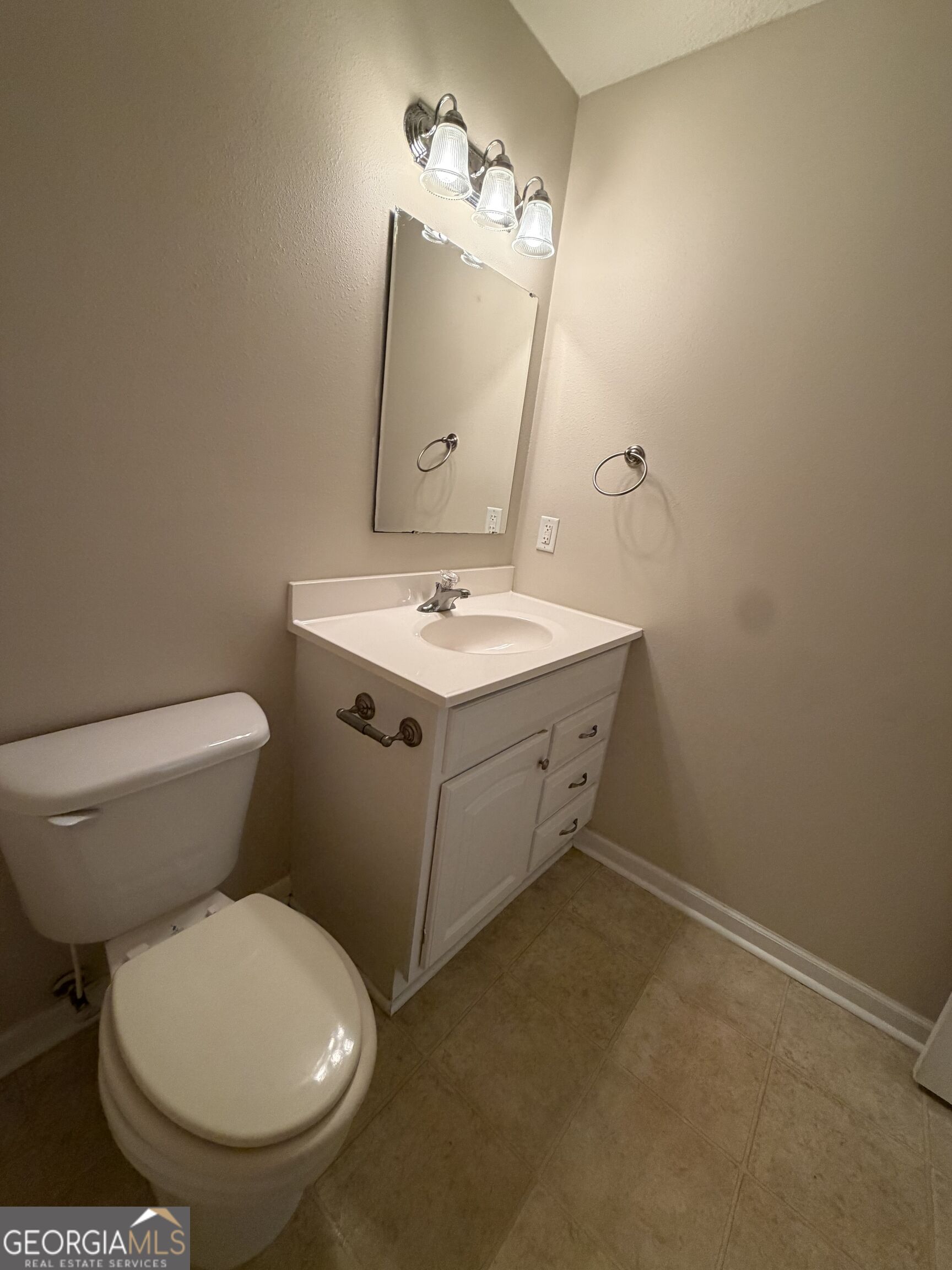 410 E Lawnwood Court Property Photo 19
