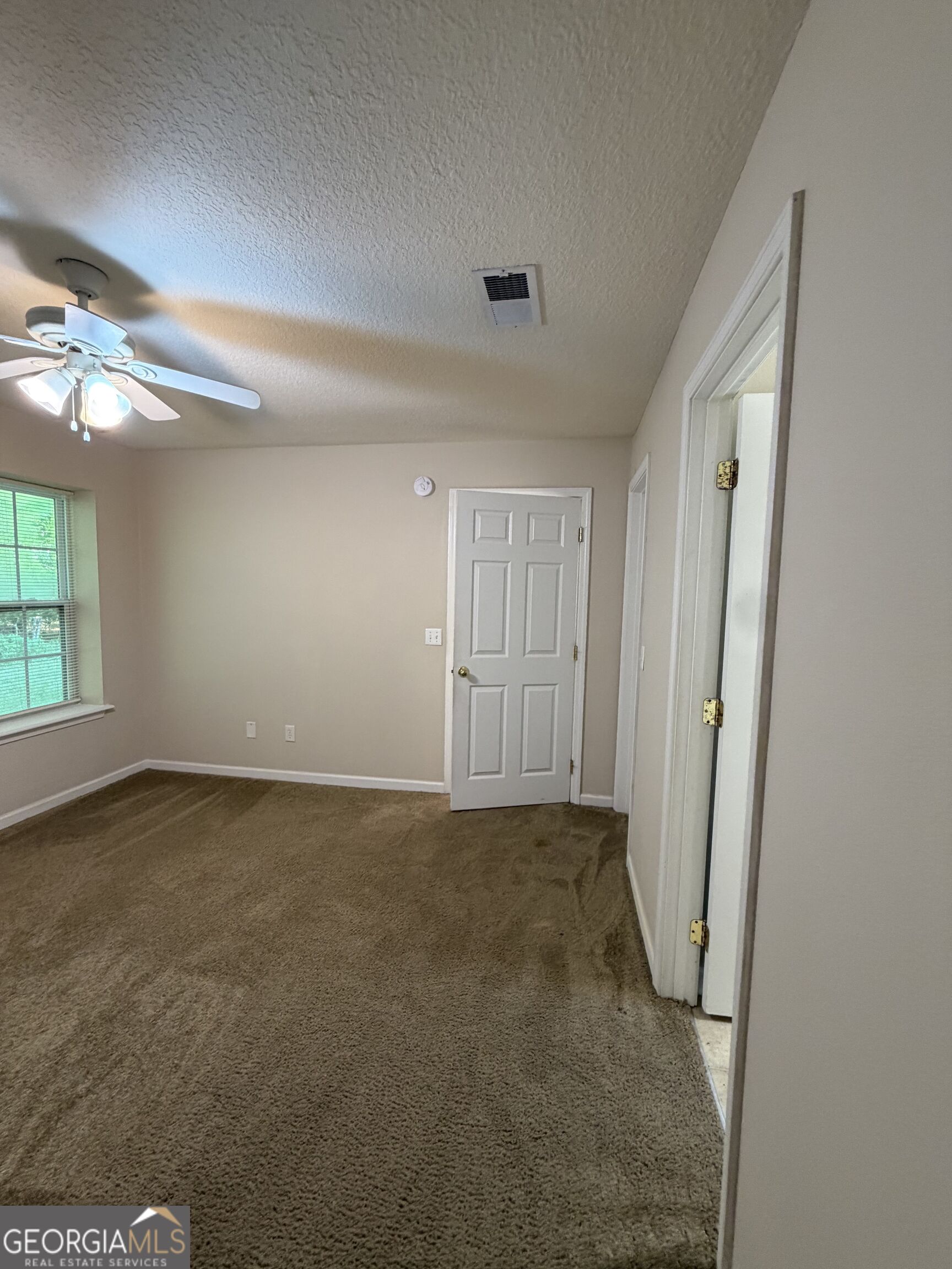 410 E Lawnwood Court Property Photo 25