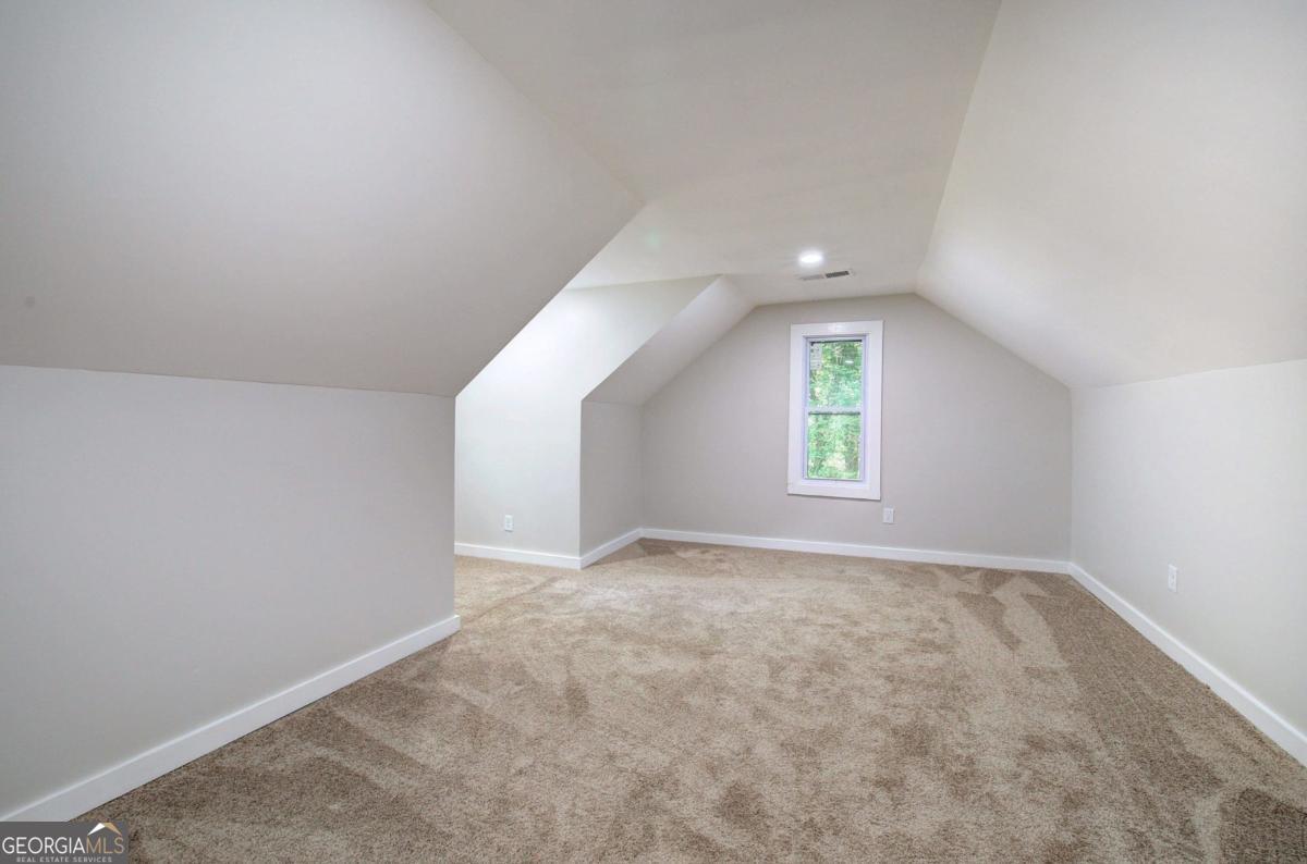 252 Hudson Way Property Photo 13