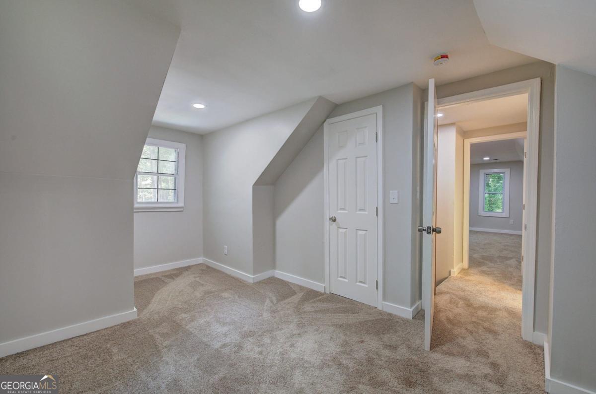 252 Hudson Way Property Photo 15