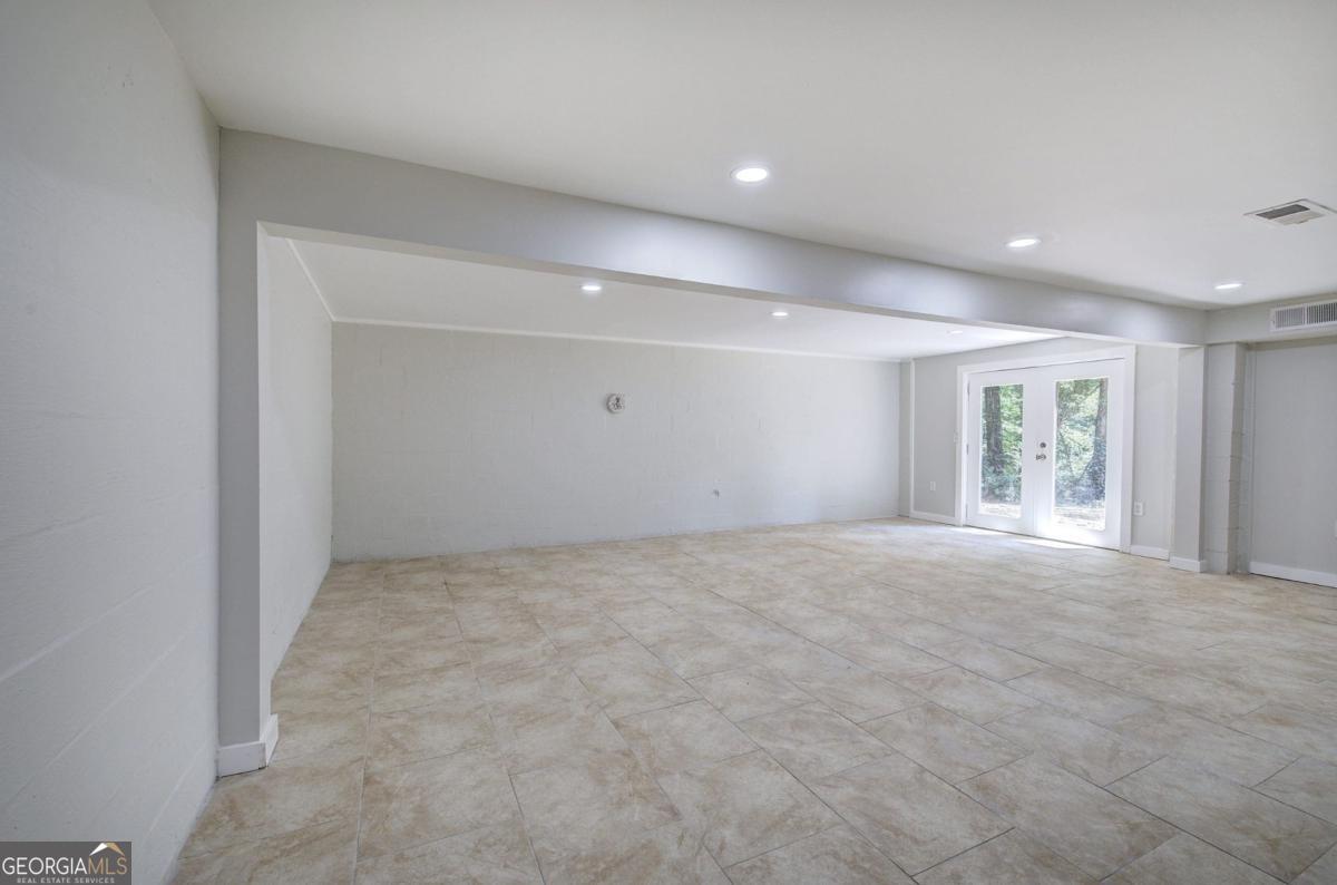 252 Hudson Way Property Photo 24