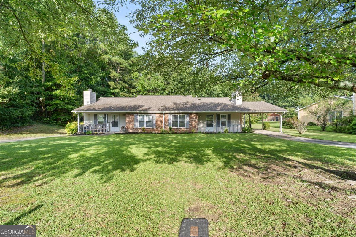5668 Williamsburg Trace Property Photo 1