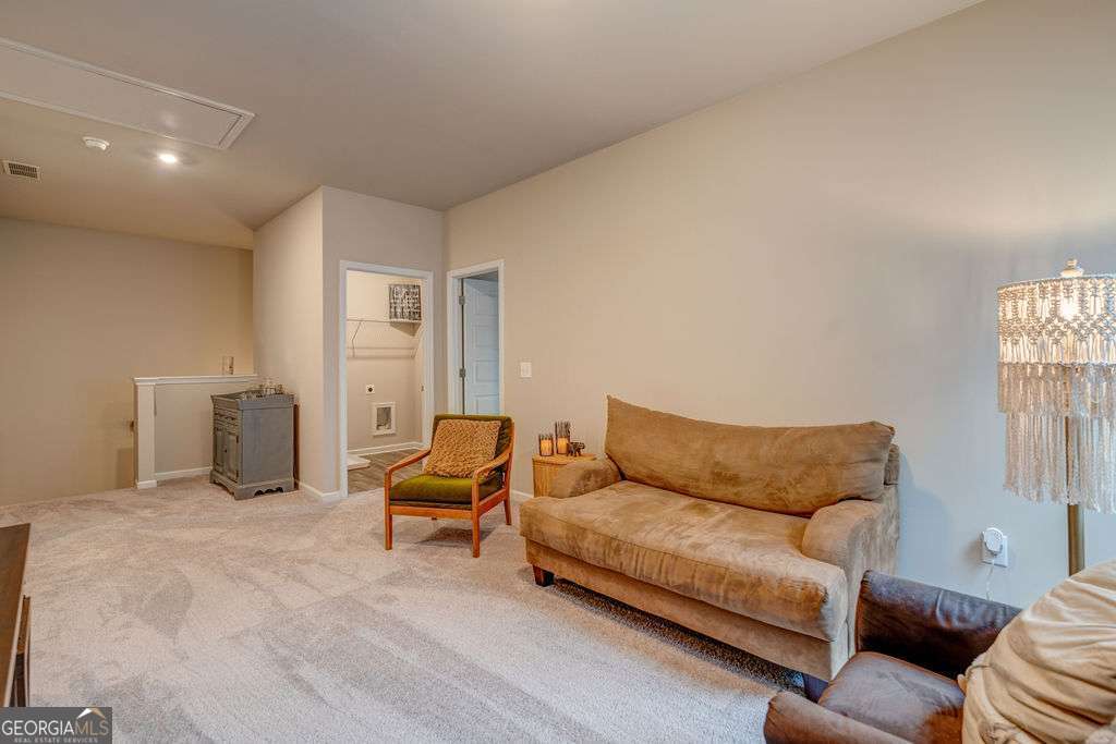 101 Waterside Trail Property Photo 32