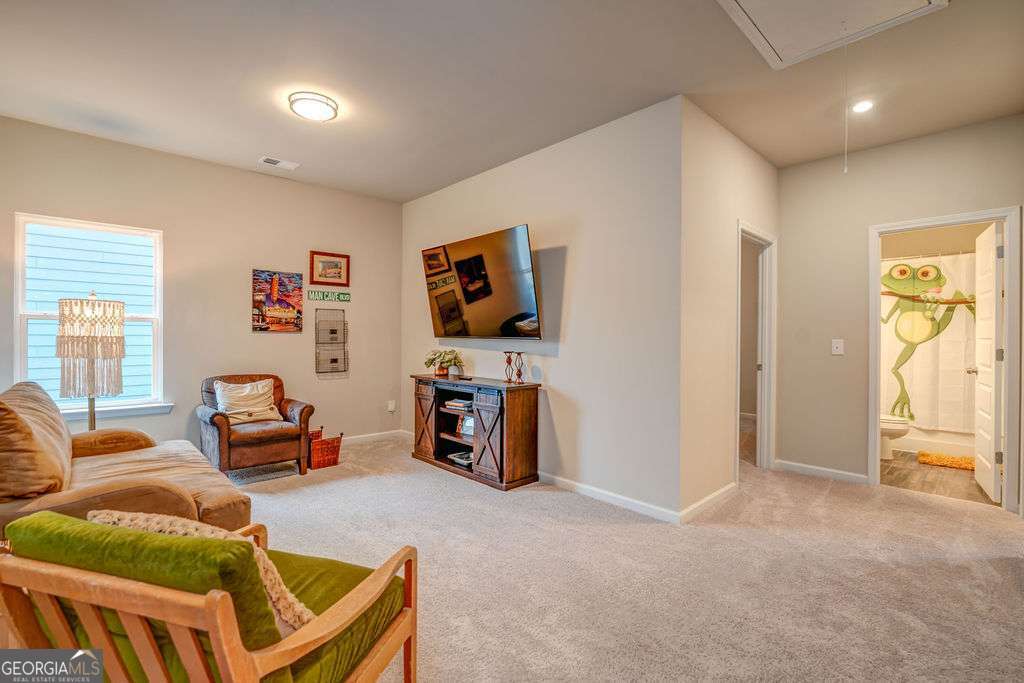 101 Waterside Trail Property Photo 33