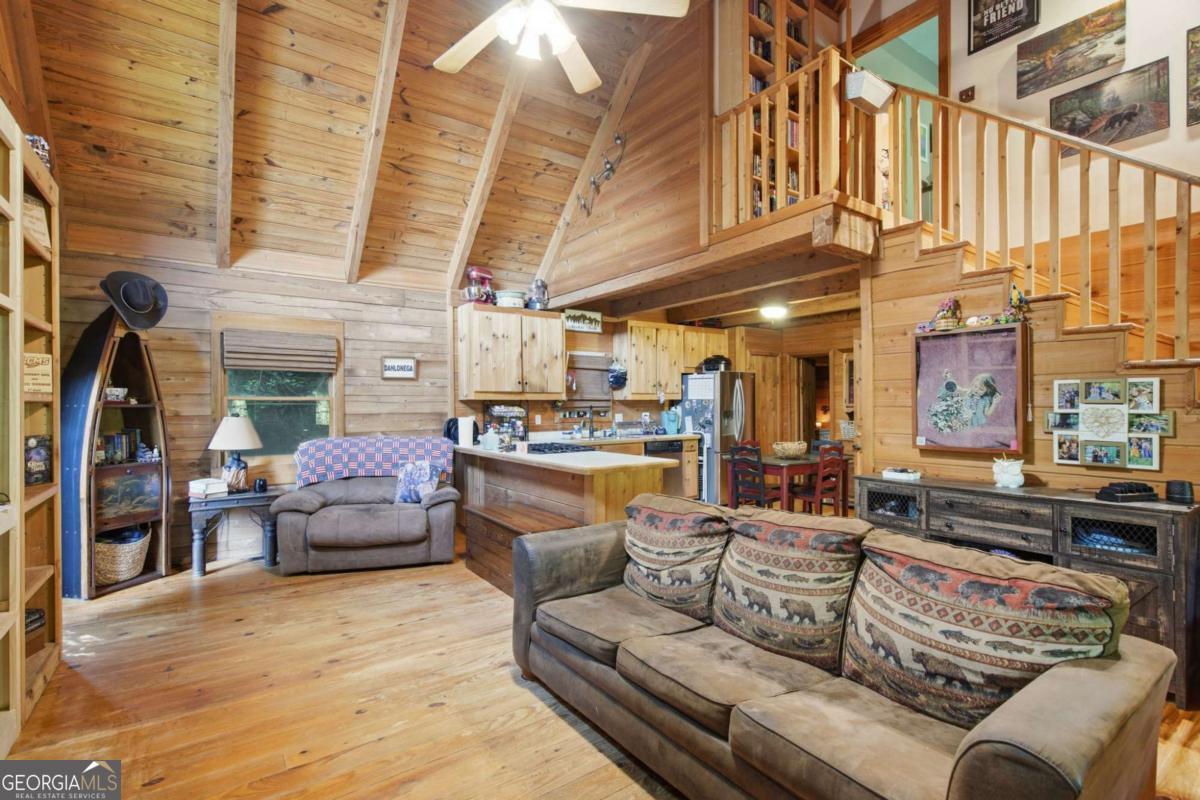 349 Whitewater Trail Property Photo 9