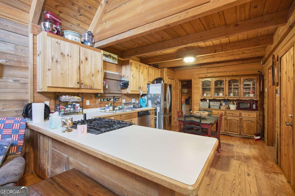 349 Whitewater Trail Property Photo 12