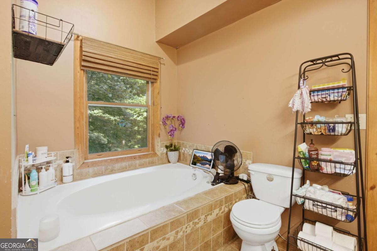 349 Whitewater Trail Property Photo 22
