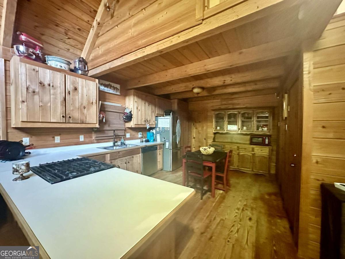 349 Whitewater Trail Property Photo 64