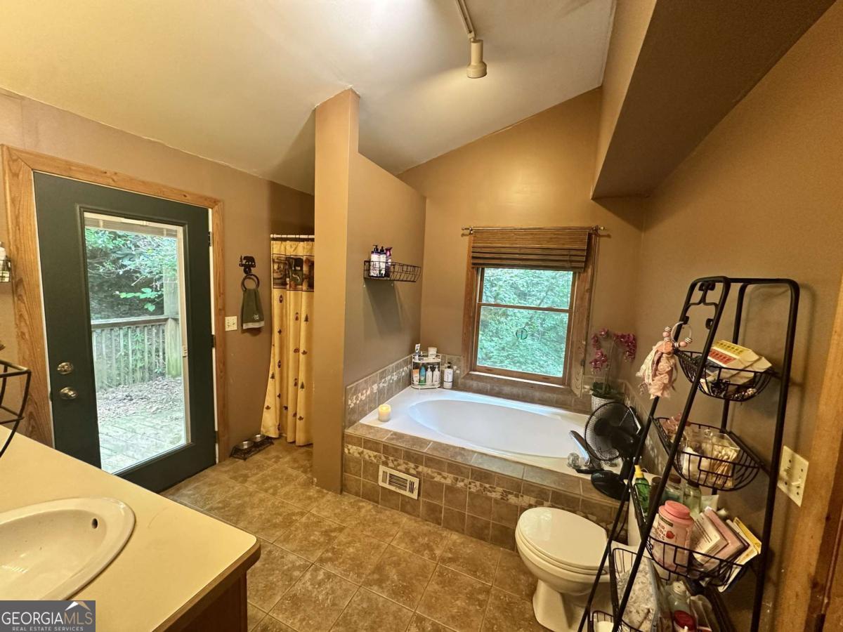 349 Whitewater Trail Property Photo 71