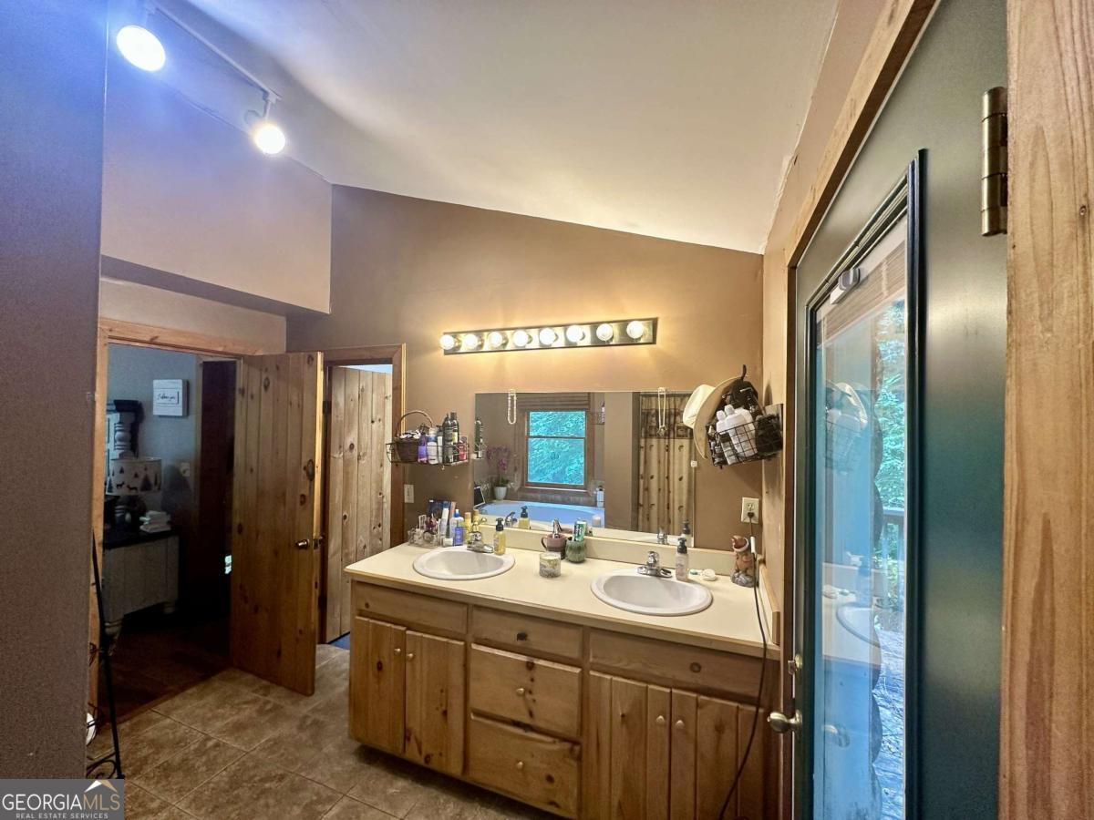 349 Whitewater Trail Property Photo 75