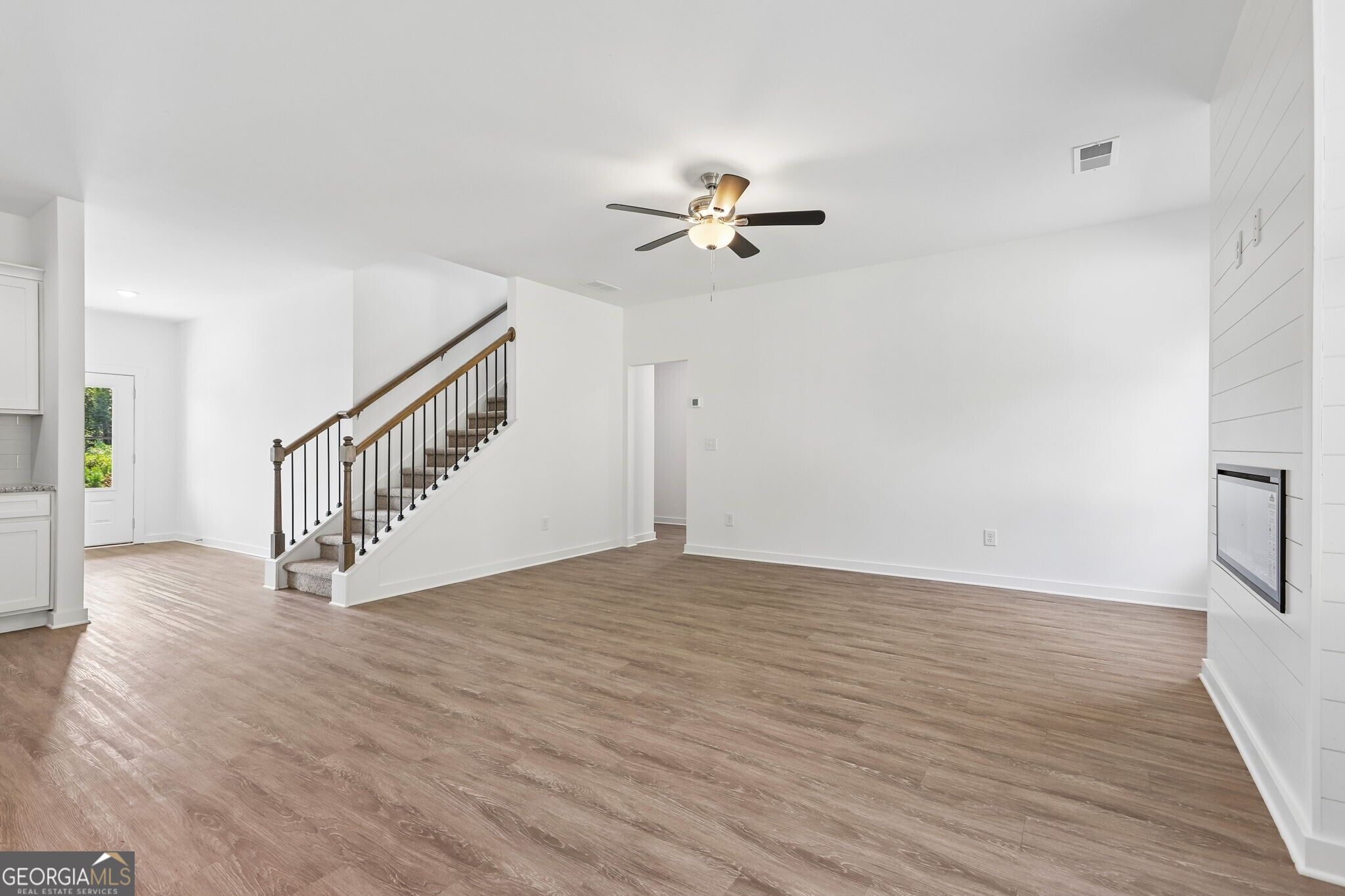 100 Eryn Terrace Property Photo 5