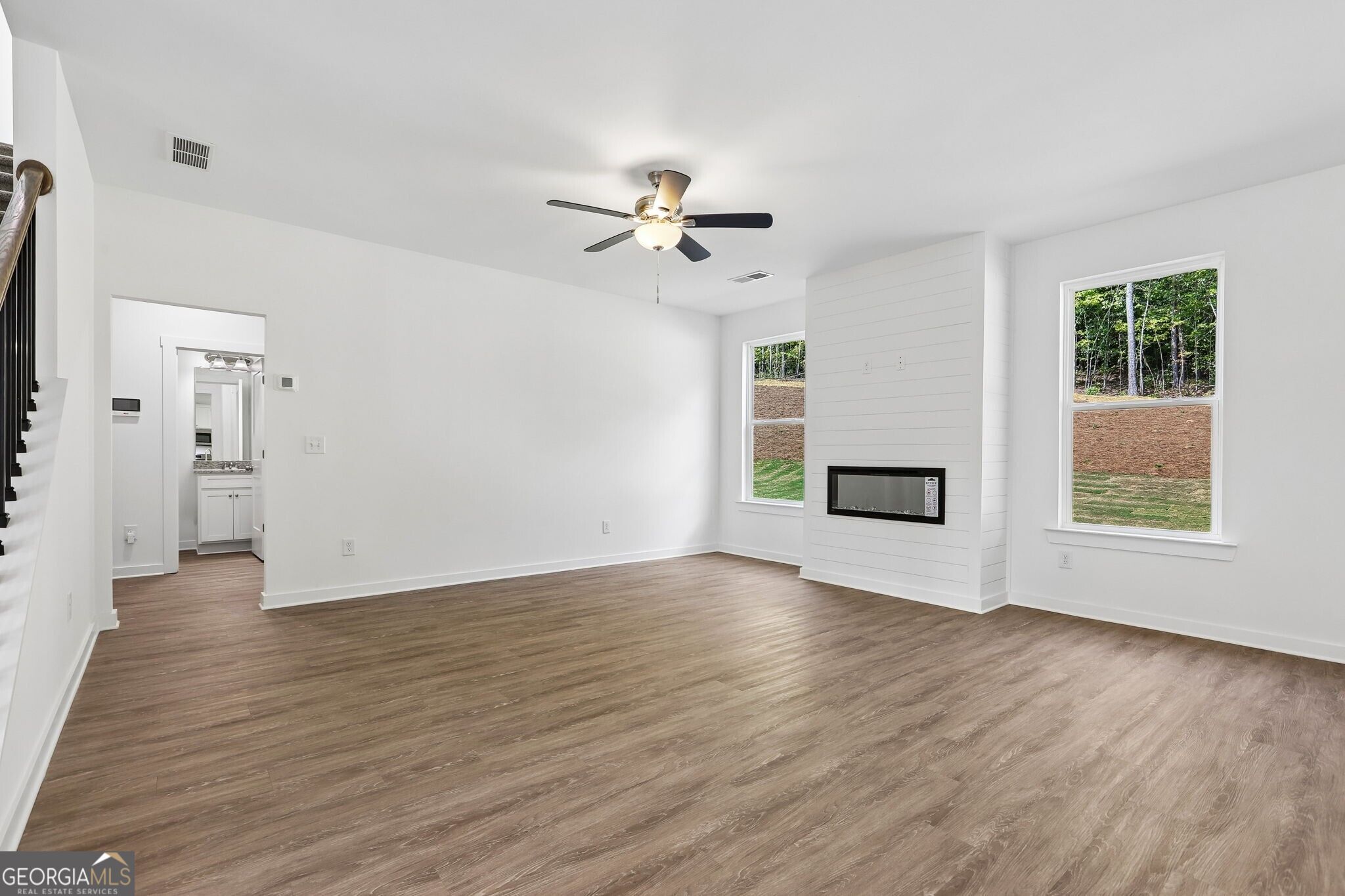 100 Eryn Terrace Property Photo 6