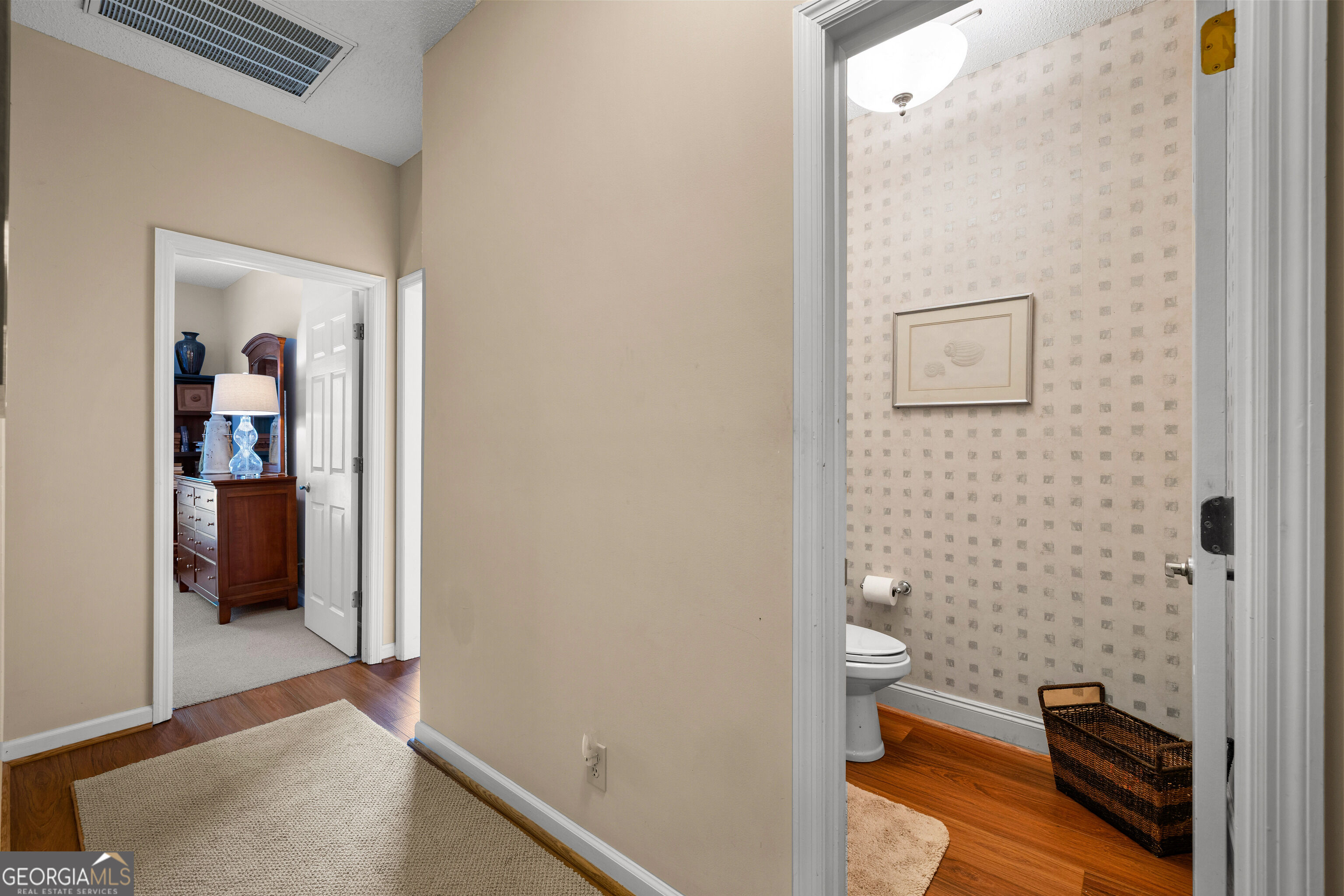 216 Ashford Circle Property Photo 41
