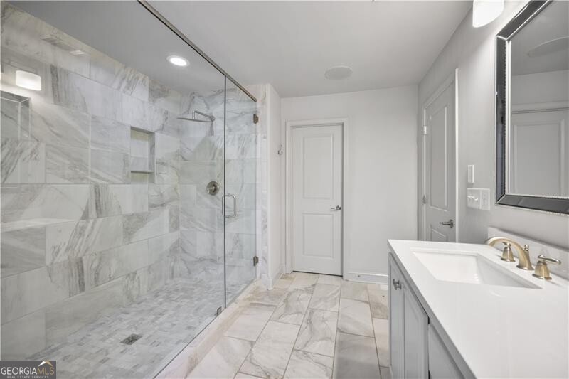 2142 Coventry Drive Property Photo 24