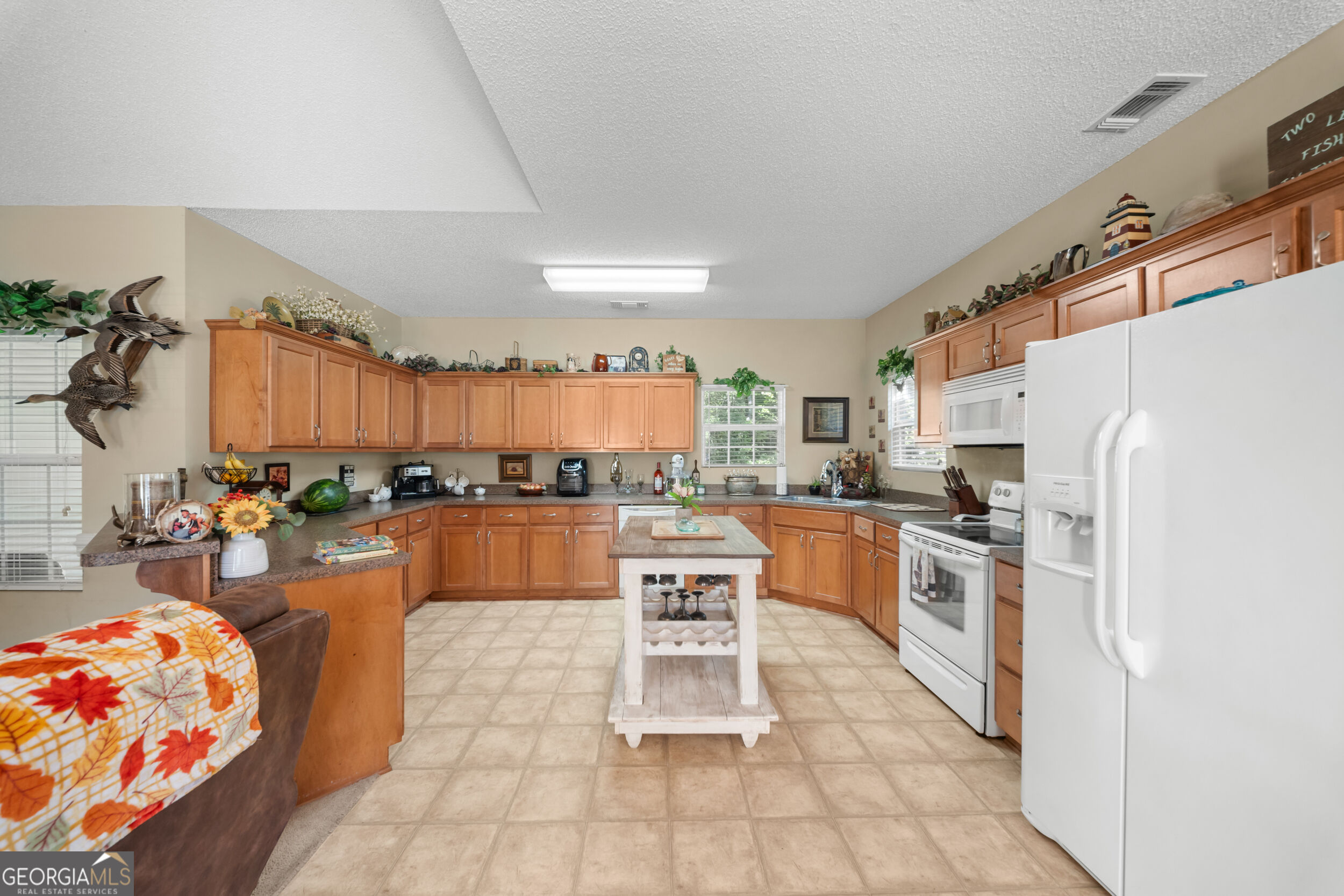 815 Bay Tree Lane Property Photo 10