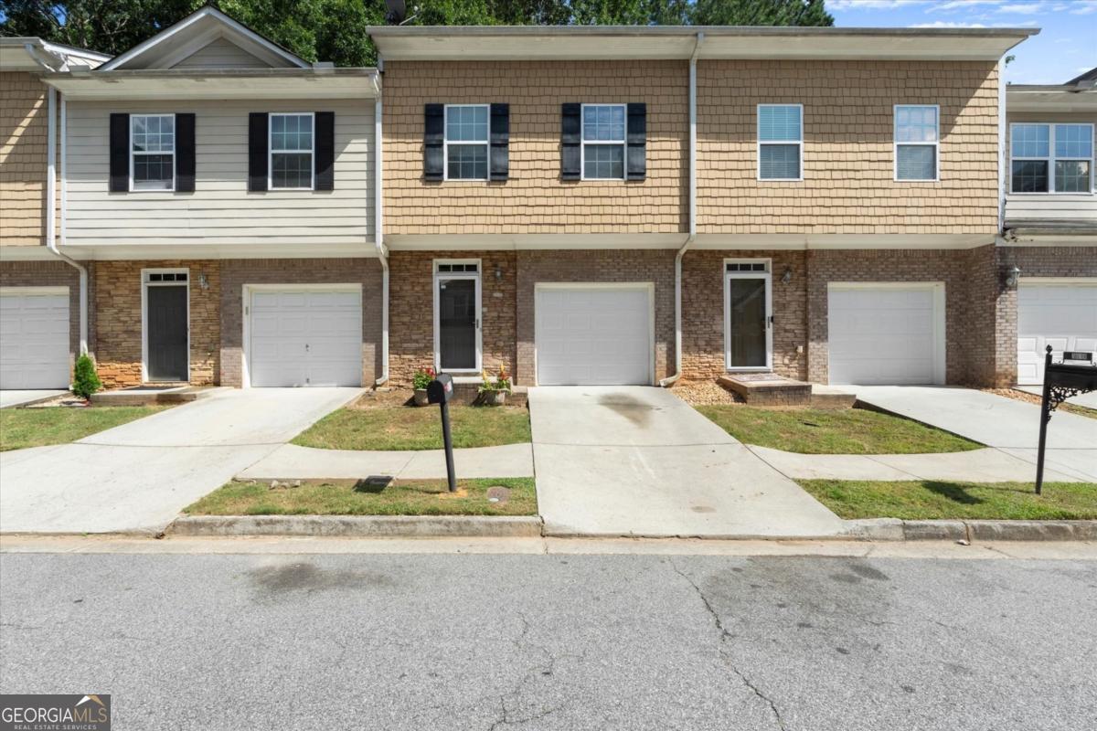 5016 Lower Elm Street Property Photo 1