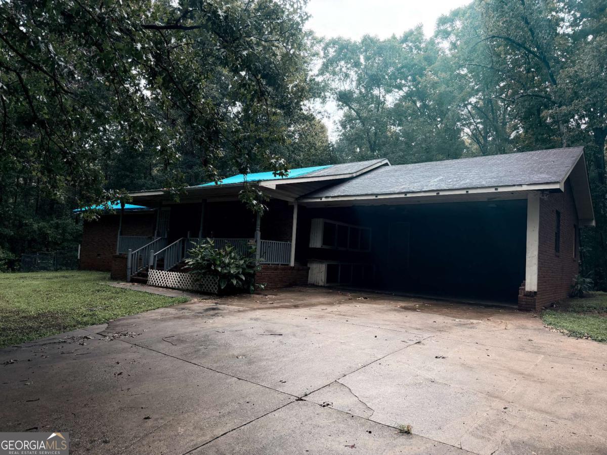 2636 Highway 162 Property Photo 1