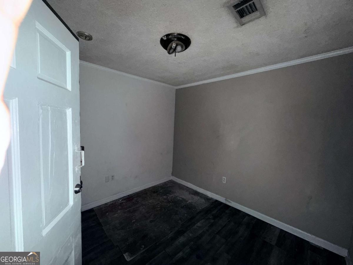 2636 Highway 162 Property Photo 4