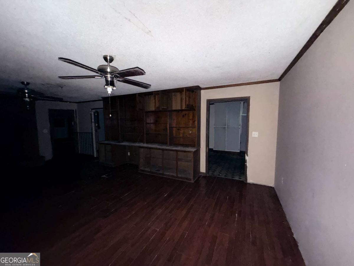 2636 Highway 162 Property Photo 6
