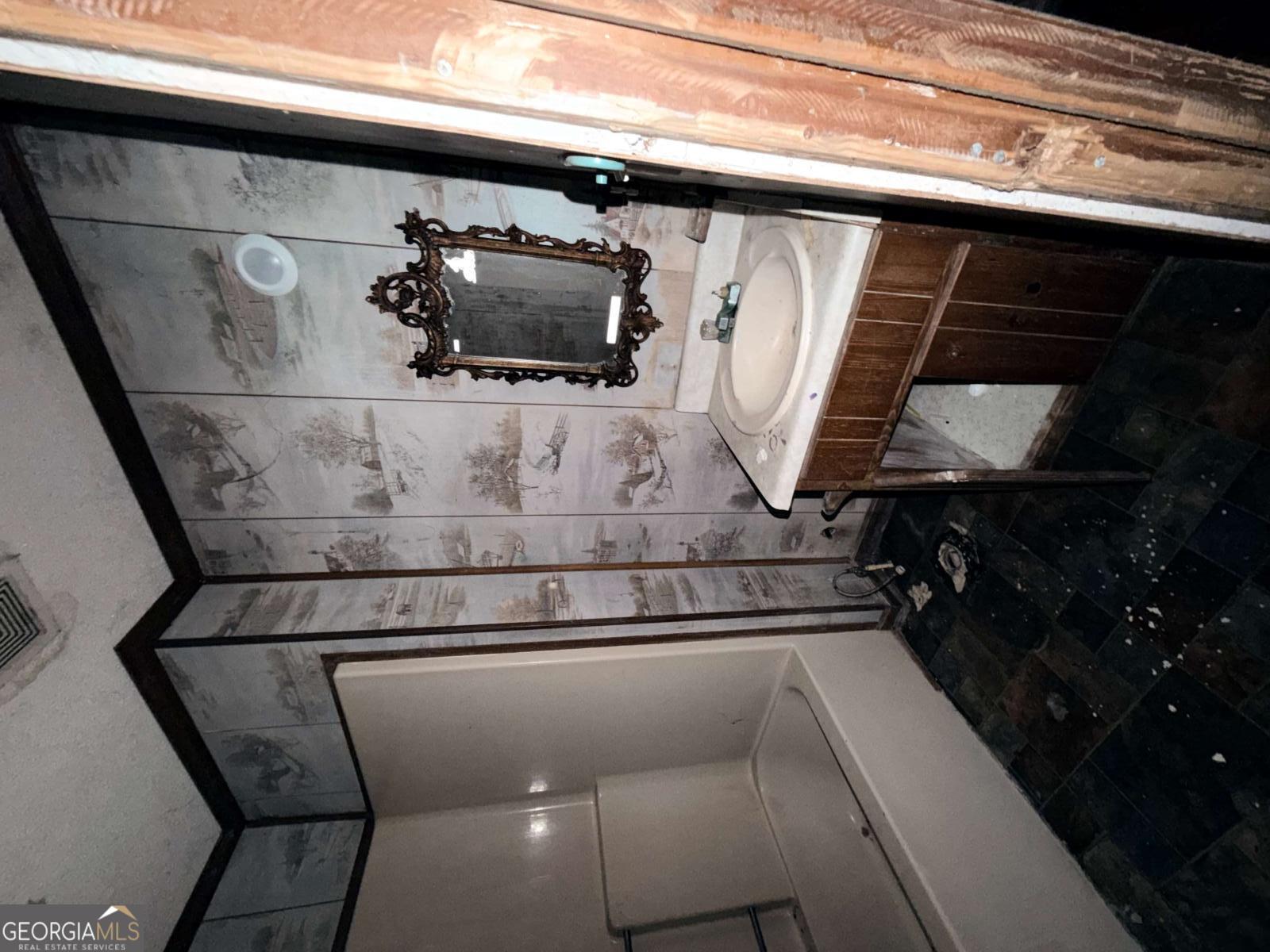 2636 Highway 162 Property Photo 14