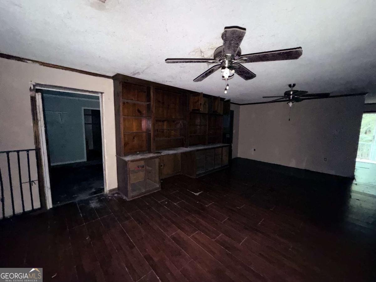 2636 Highway 162 Property Photo 18