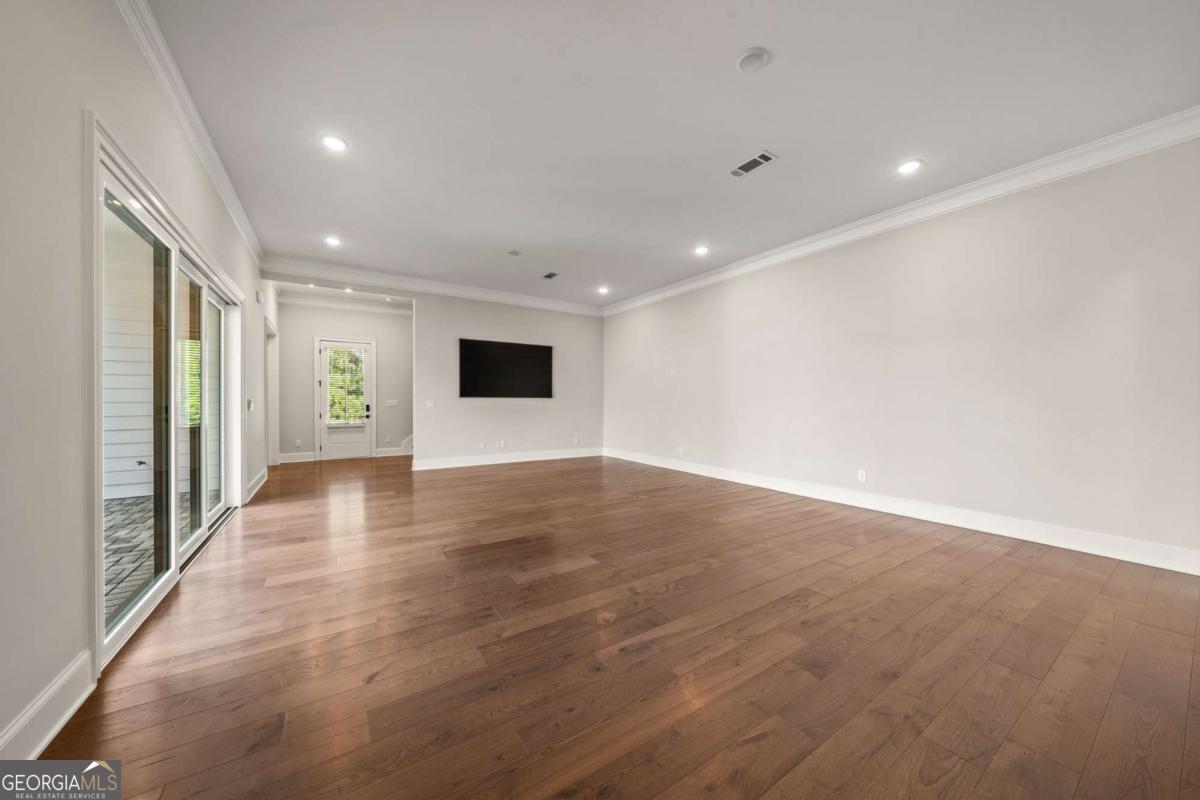 2451 Lizdionne Loop Property Photo 5