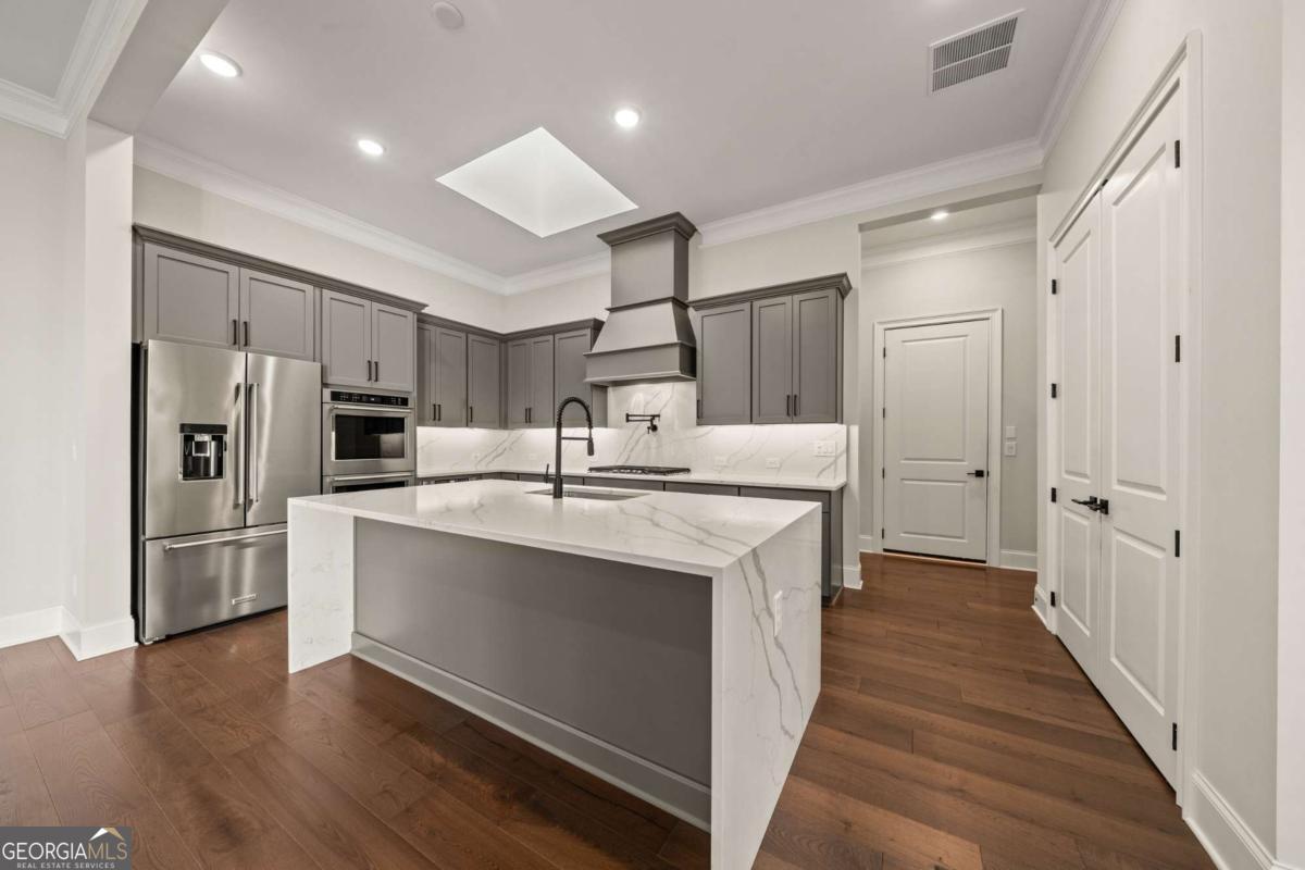 2451 Lizdionne Loop Property Photo 10