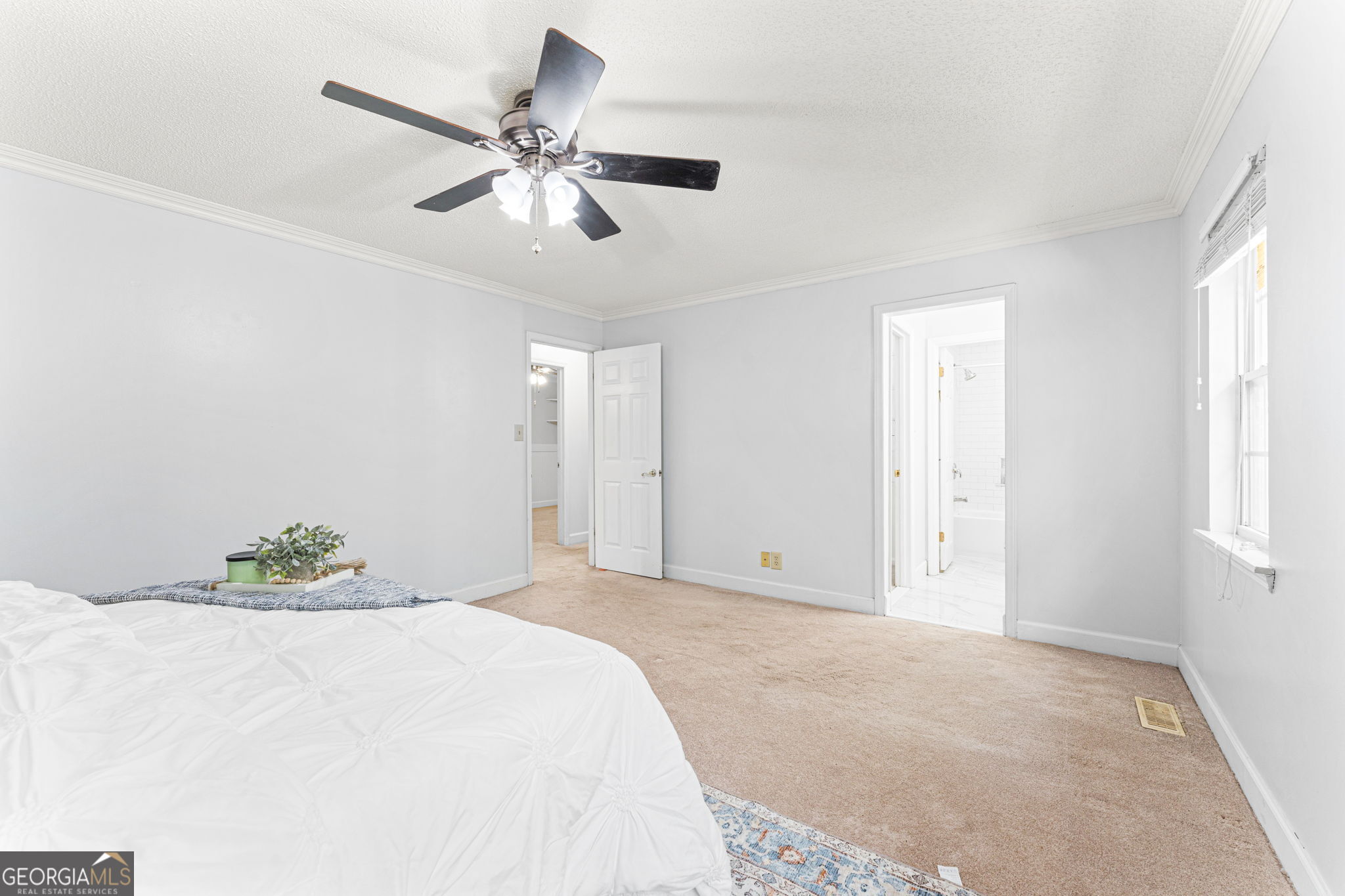 102 Crestwood Circle Property Photo 23