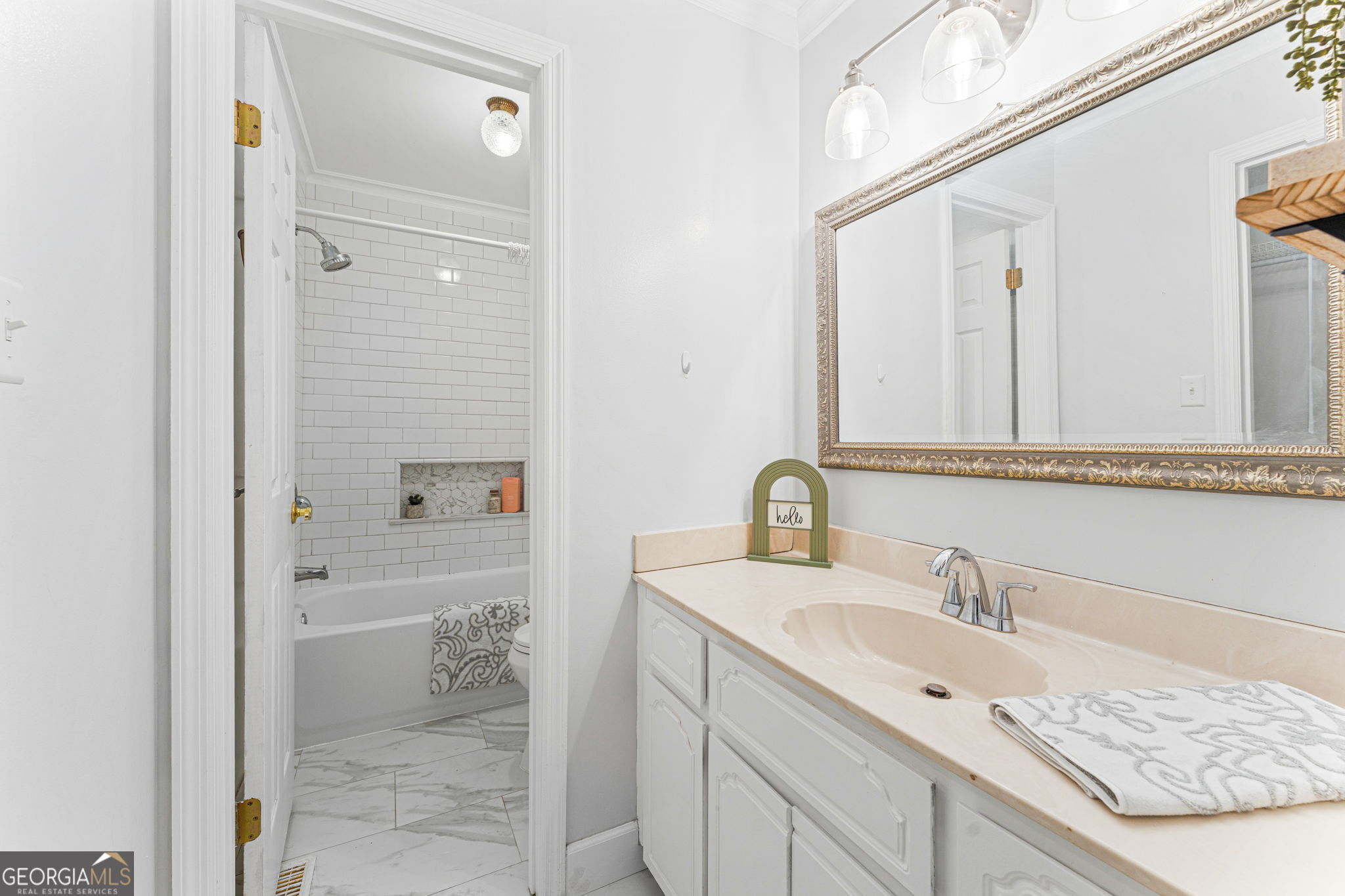 102 Crestwood Circle Property Photo 25
