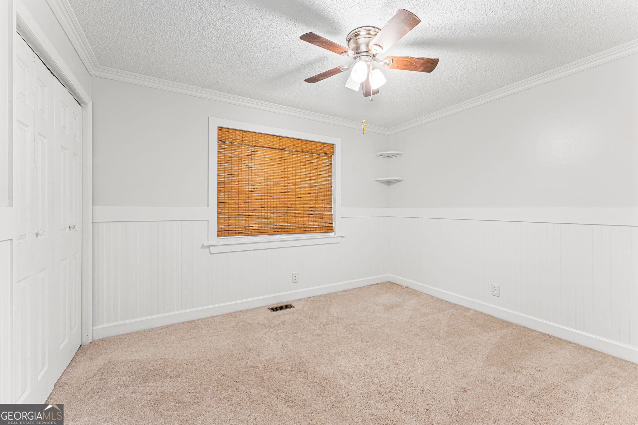 102 Crestwood Circle Property Photo 32