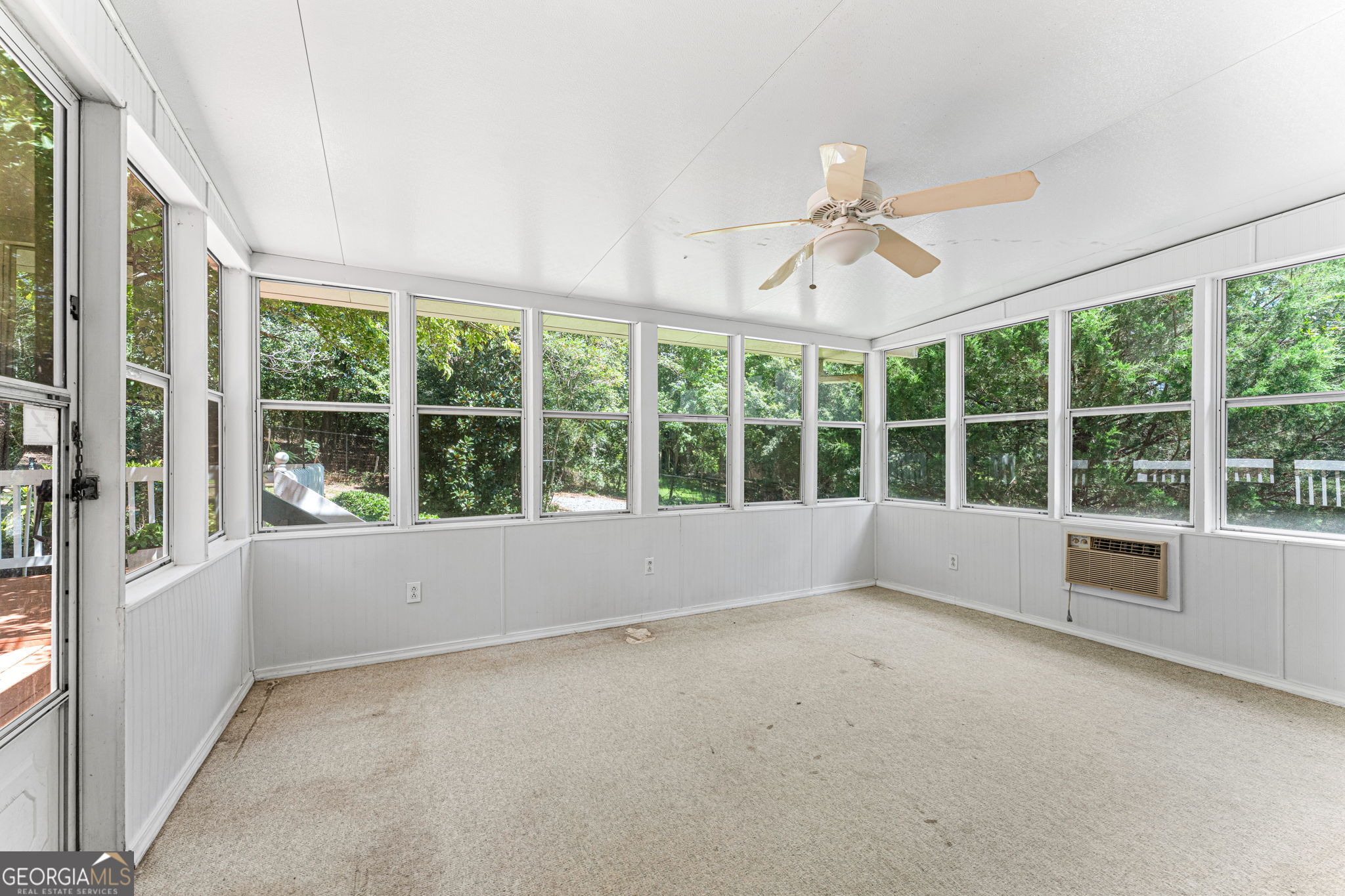 102 Crestwood Circle Property Photo 34
