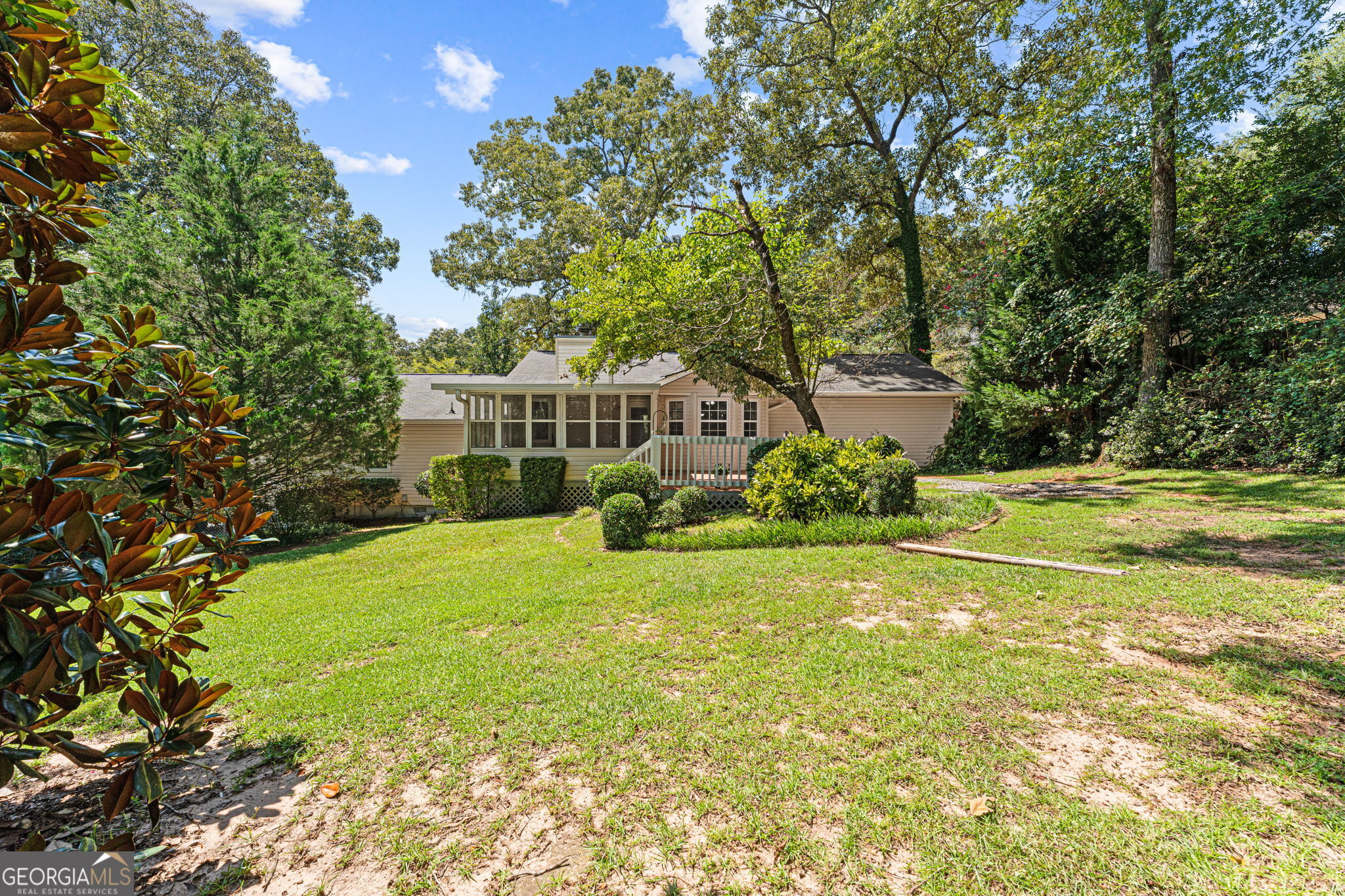102 Crestwood Circle Property Photo 39