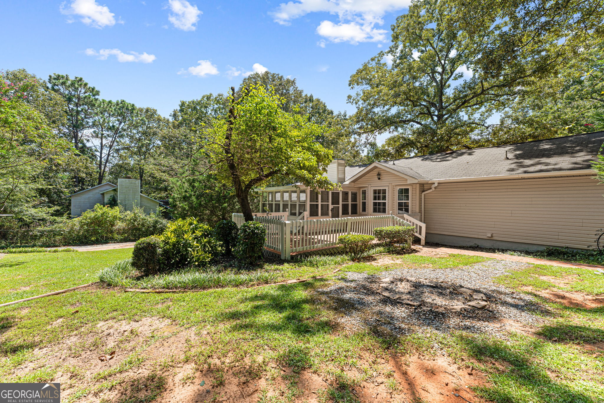 102 Crestwood Circle Property Photo 40