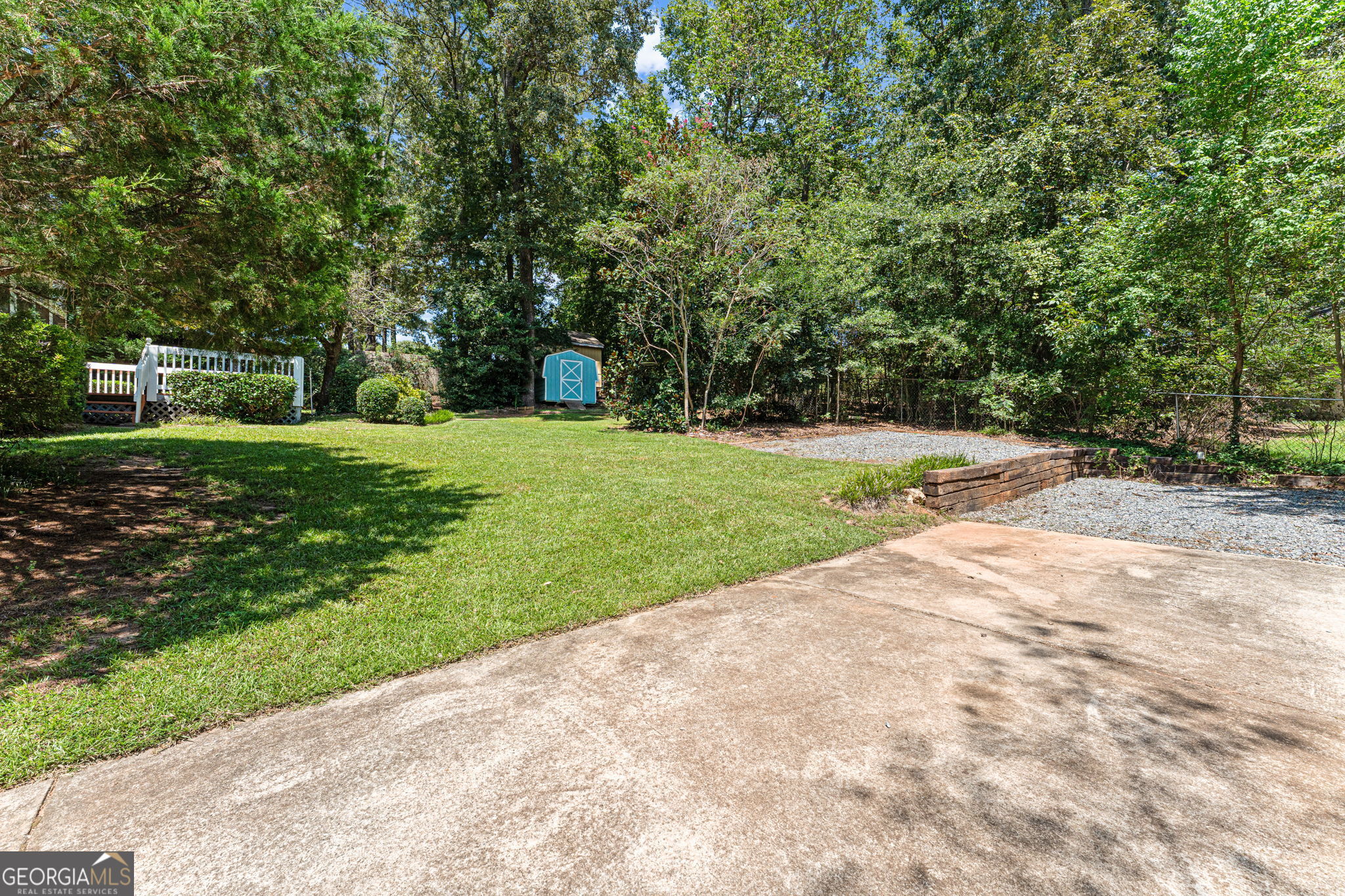 102 Crestwood Circle Property Photo 41