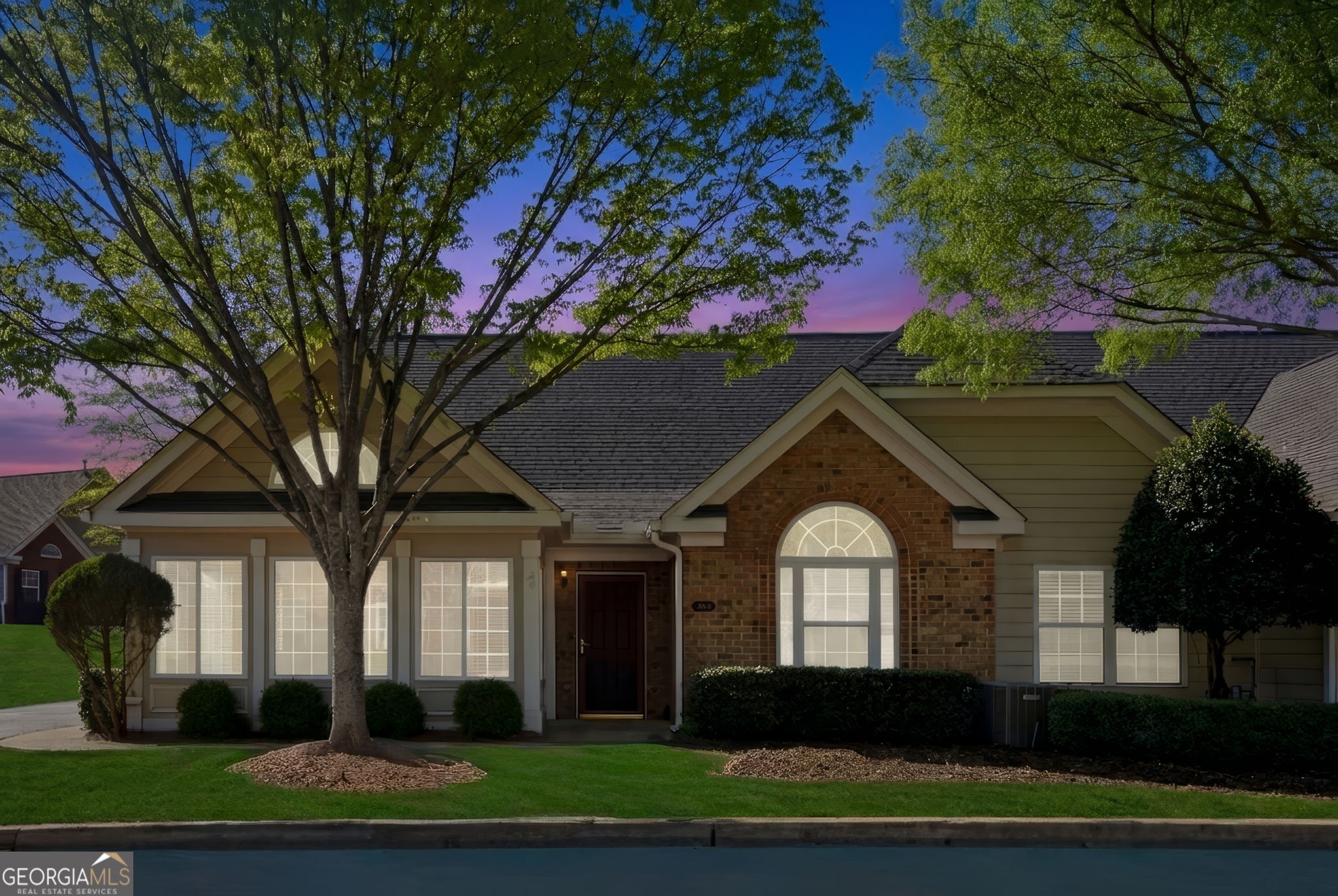 2994 Oakside Circle Property Photo 1
