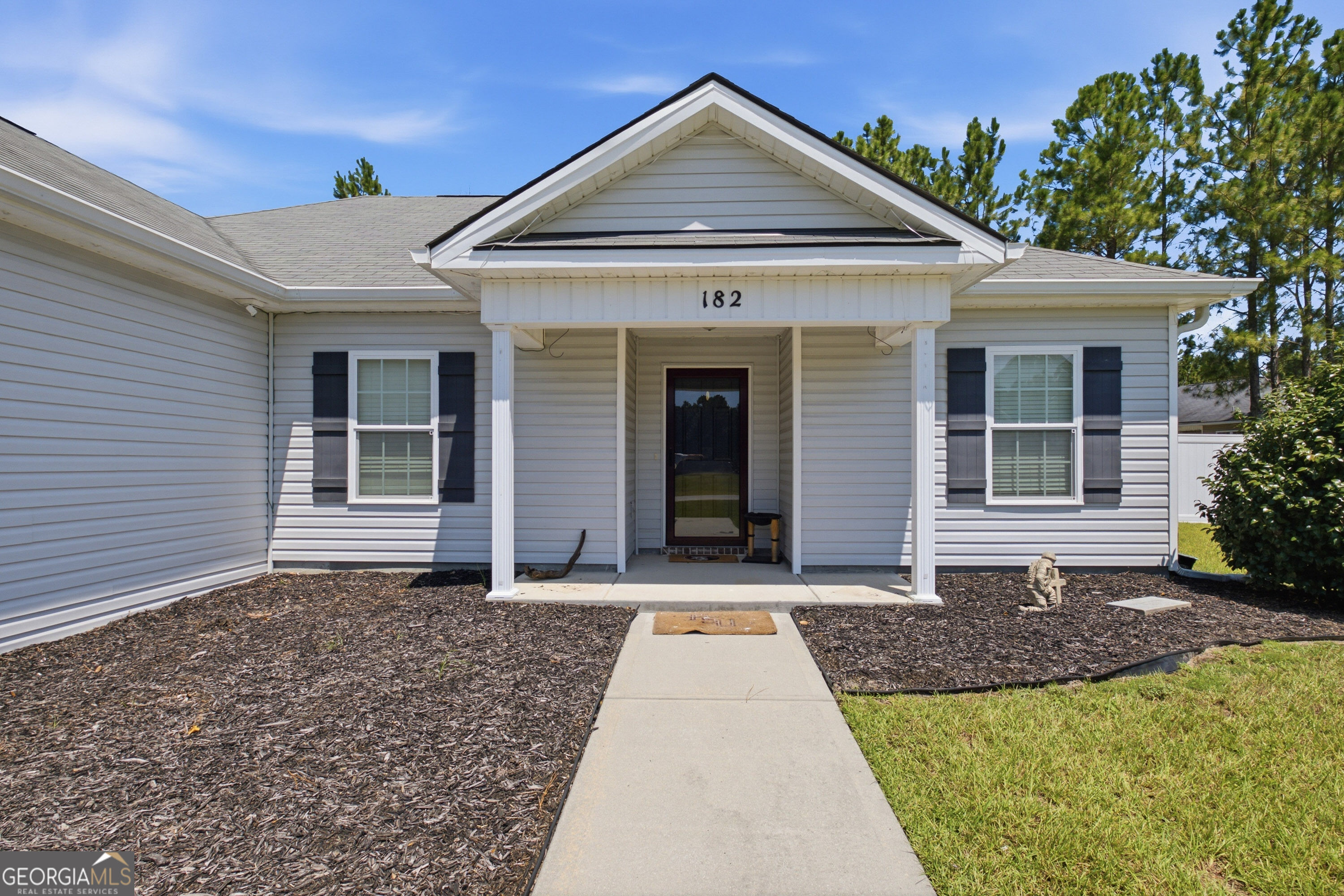182 Stillwater Drive Property Photo 4