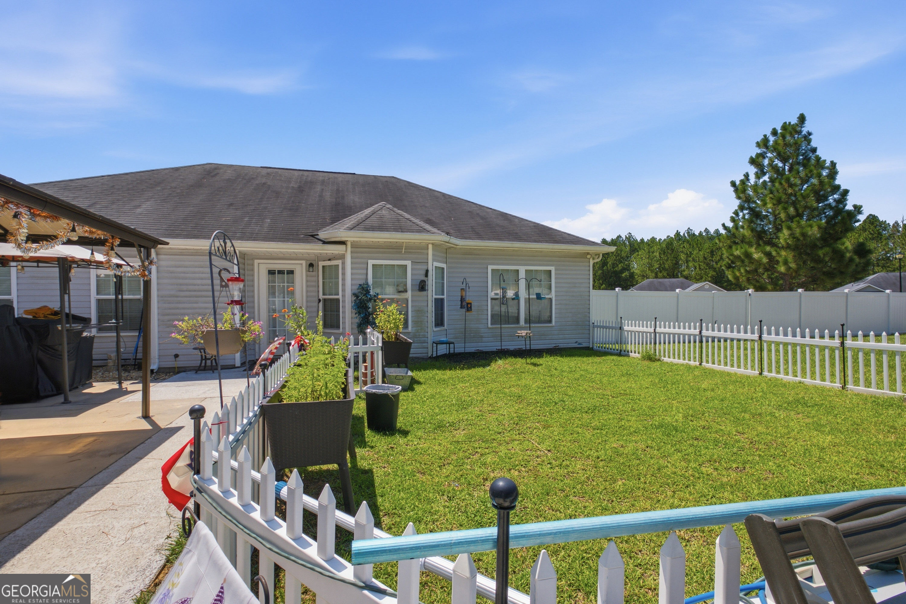 182 Stillwater Drive Property Photo 34