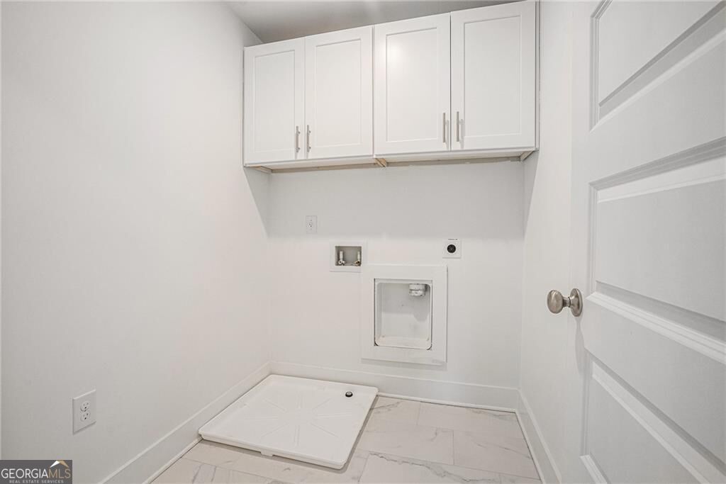 352 Davis Street Property Photo 18