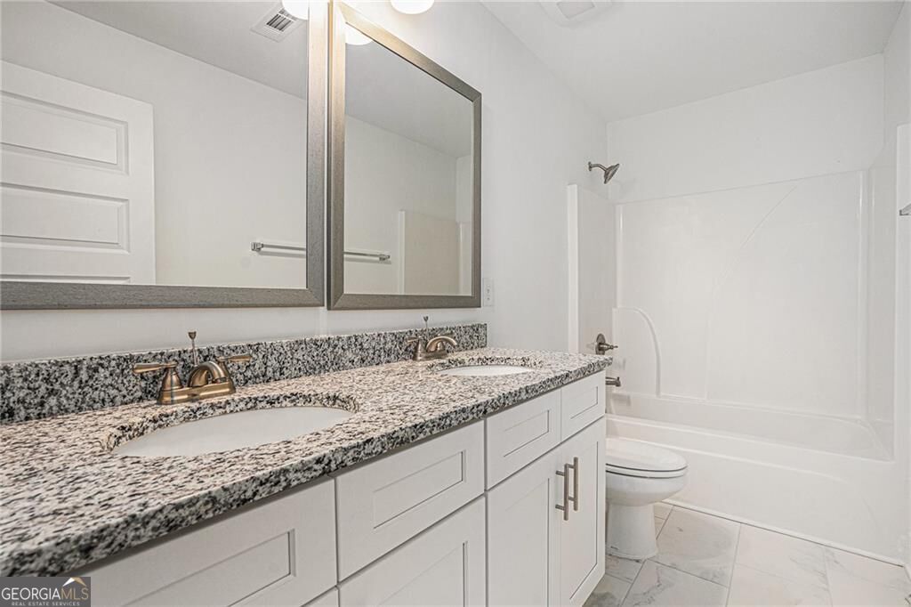 352 Davis Street Property Photo 29