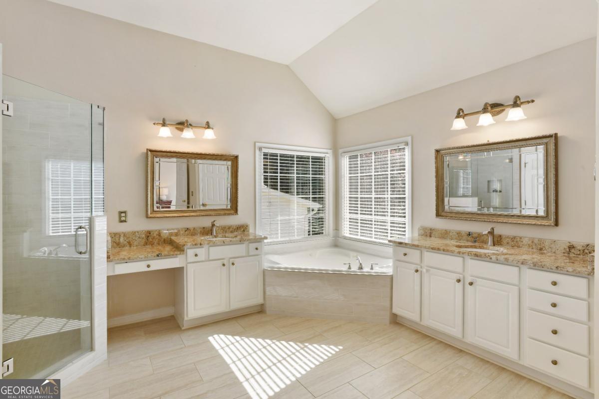 640 Jefferson Place Property Photo 17