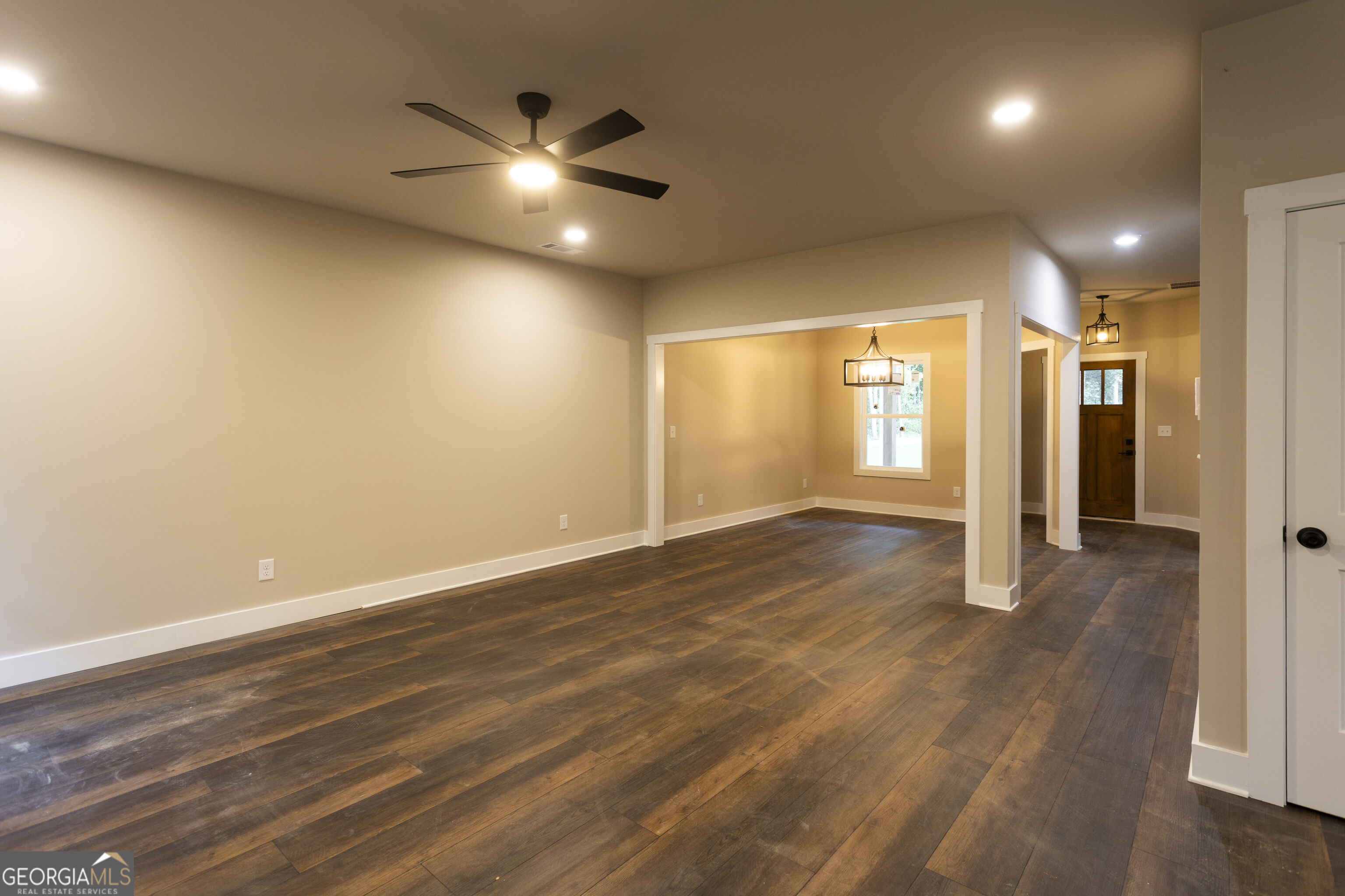 3705 Stone Lea Drive Property Photo 6
