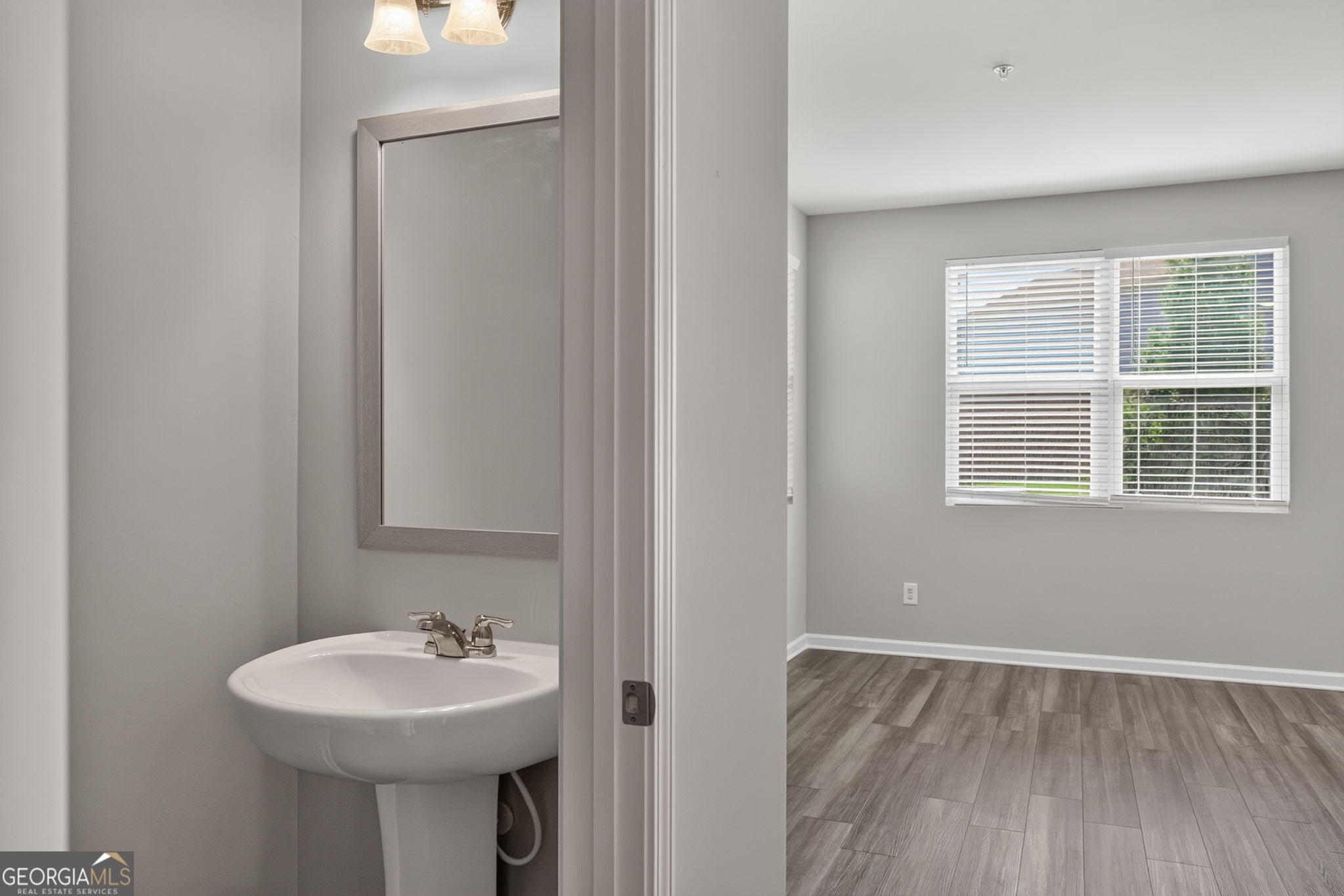 579 Magnolia Circle Property Photo 11