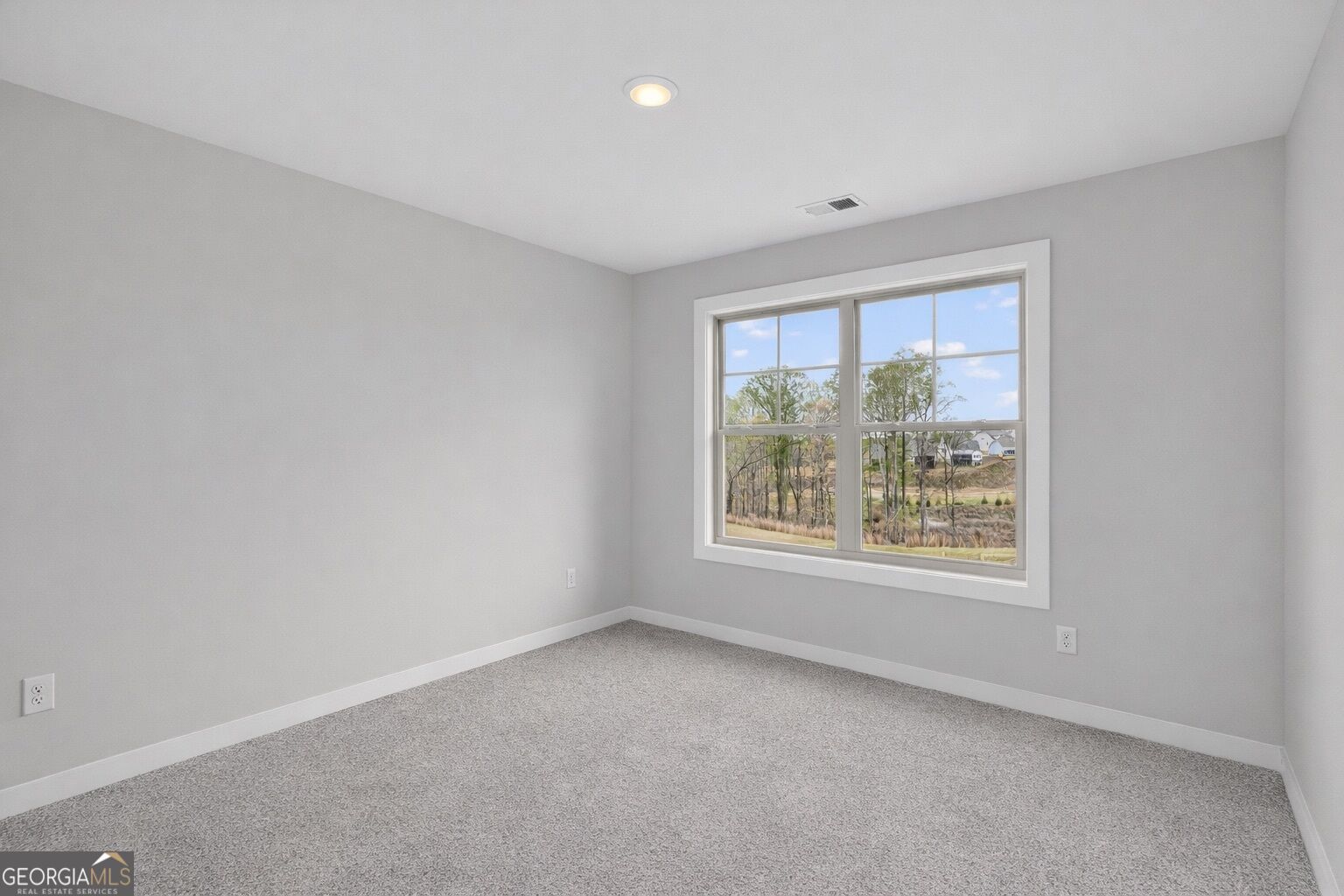 2572 Parkside Way # 14 Property Photo 8