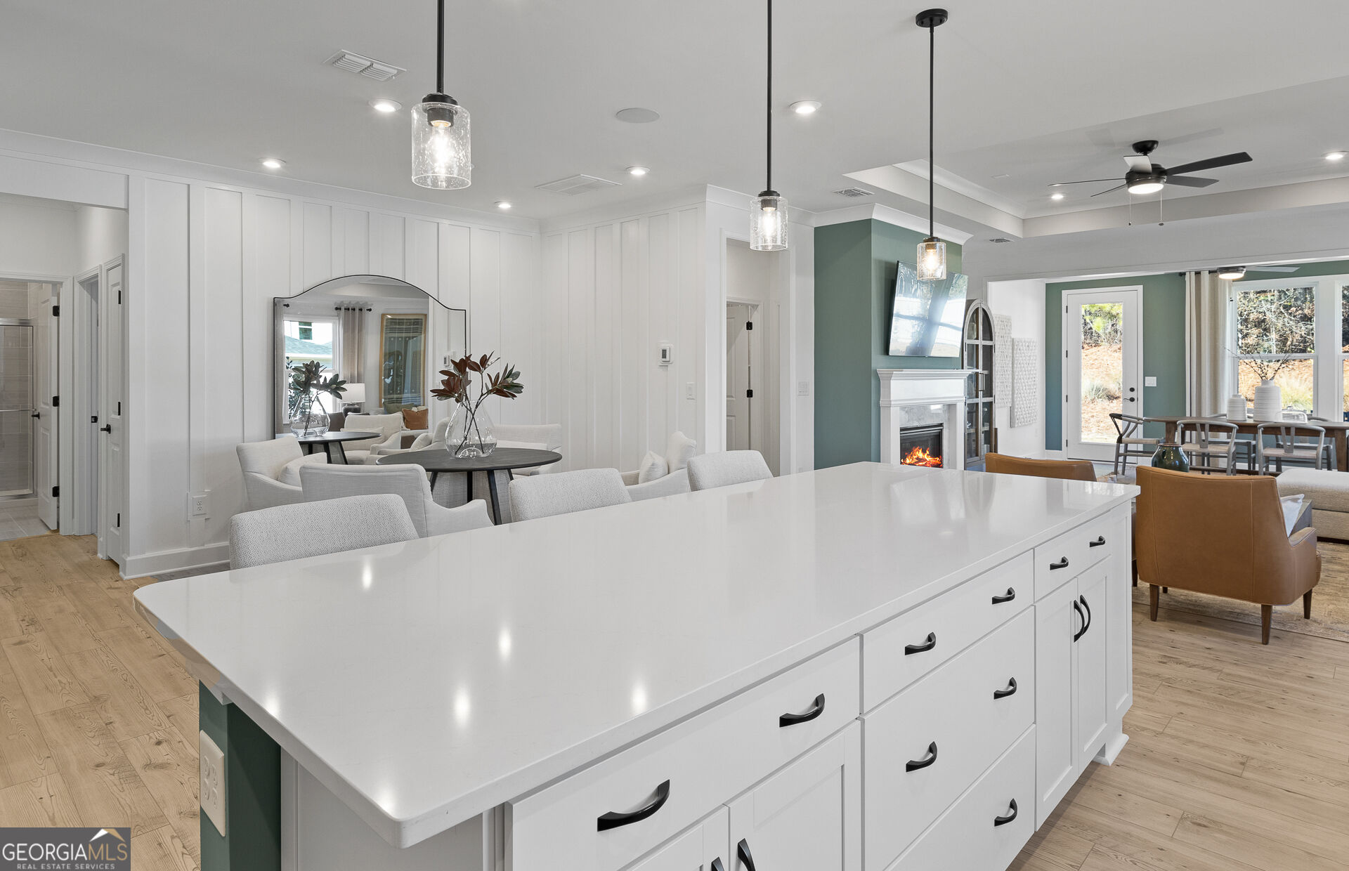 1170 Leconte Court Property Photo 8