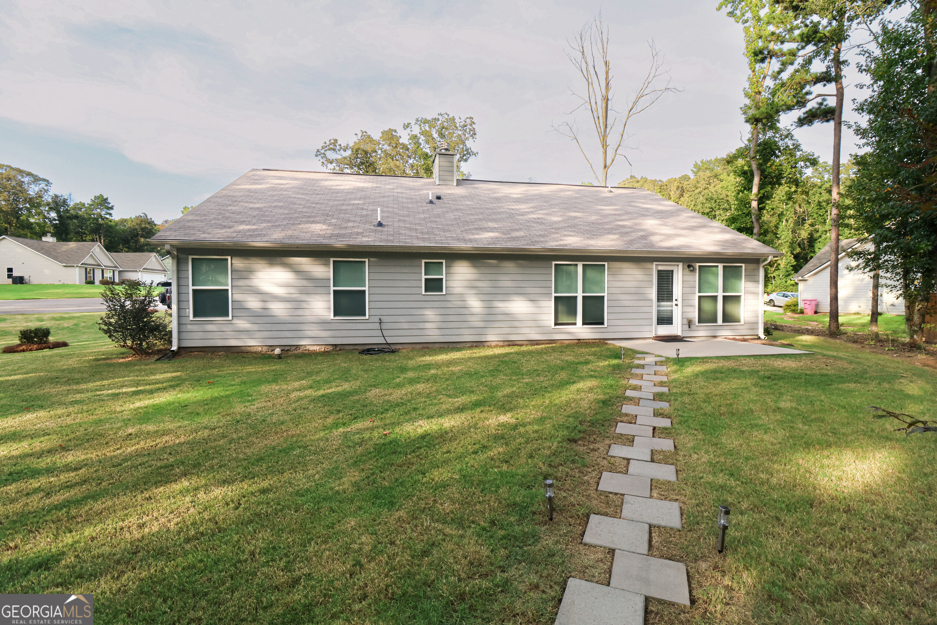 99 Southwood Drive Property Photo 6
